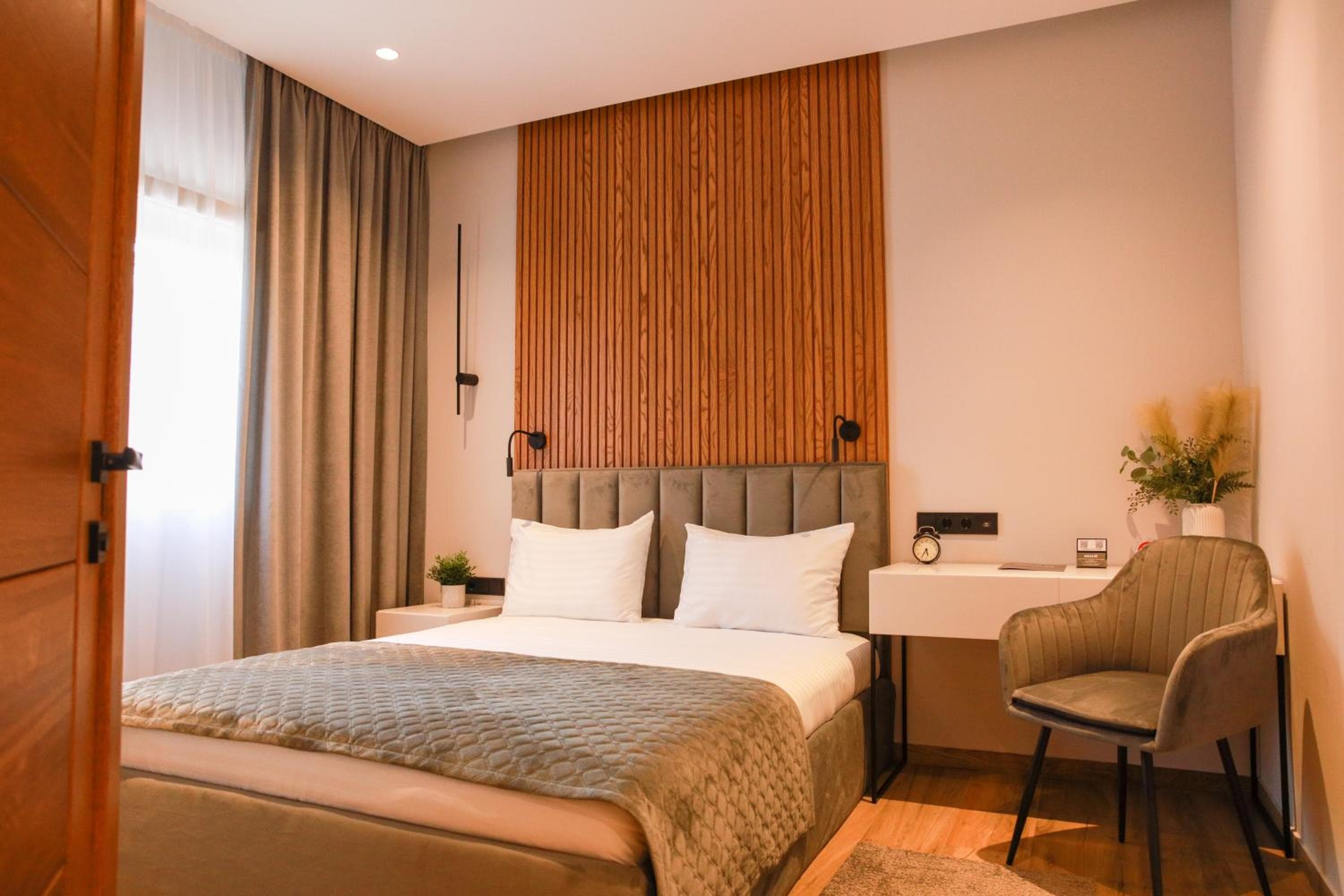 Apart-Hotel Traum — 1