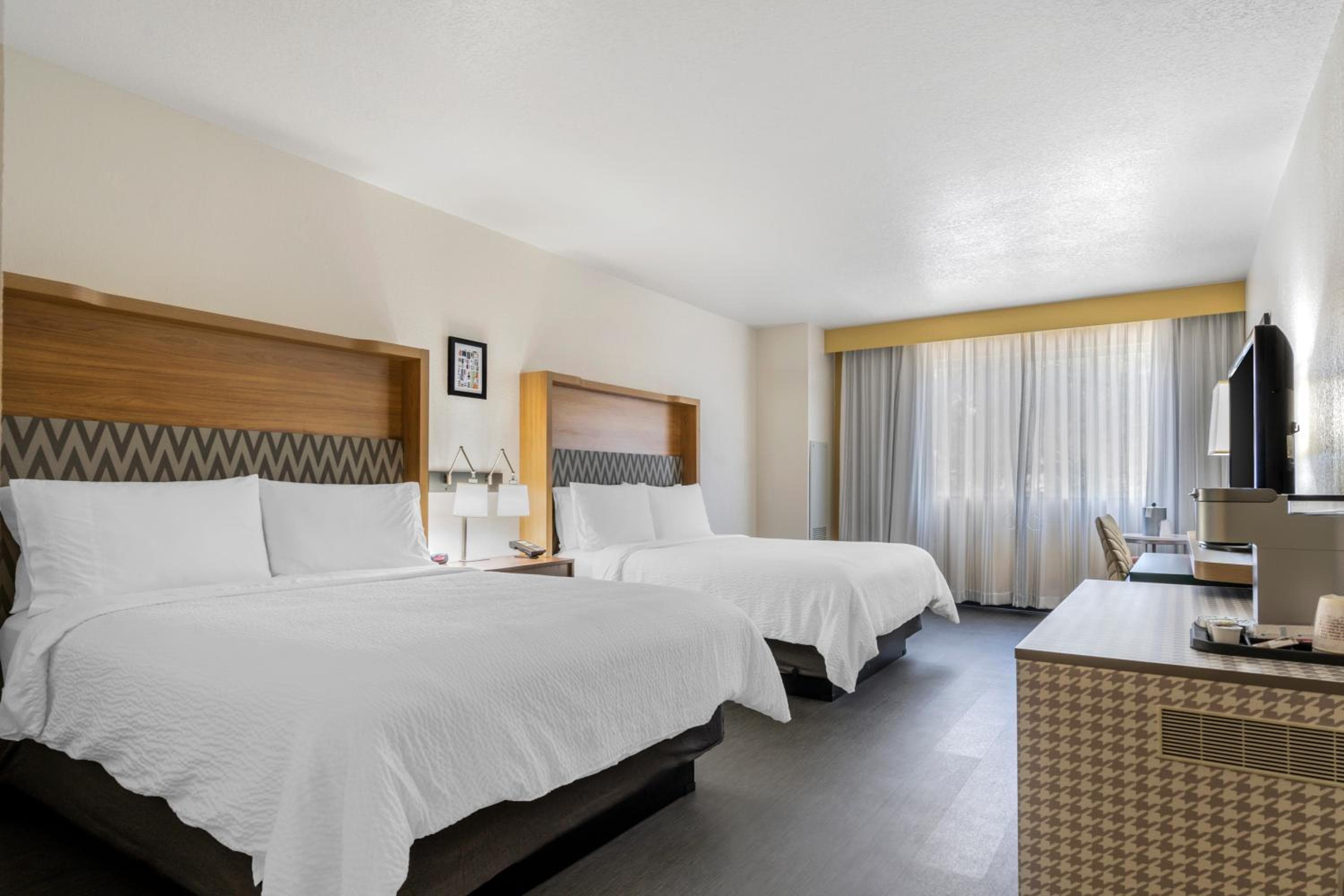 Holiday Inn Orlando International Dr-ICON by IHG — 5