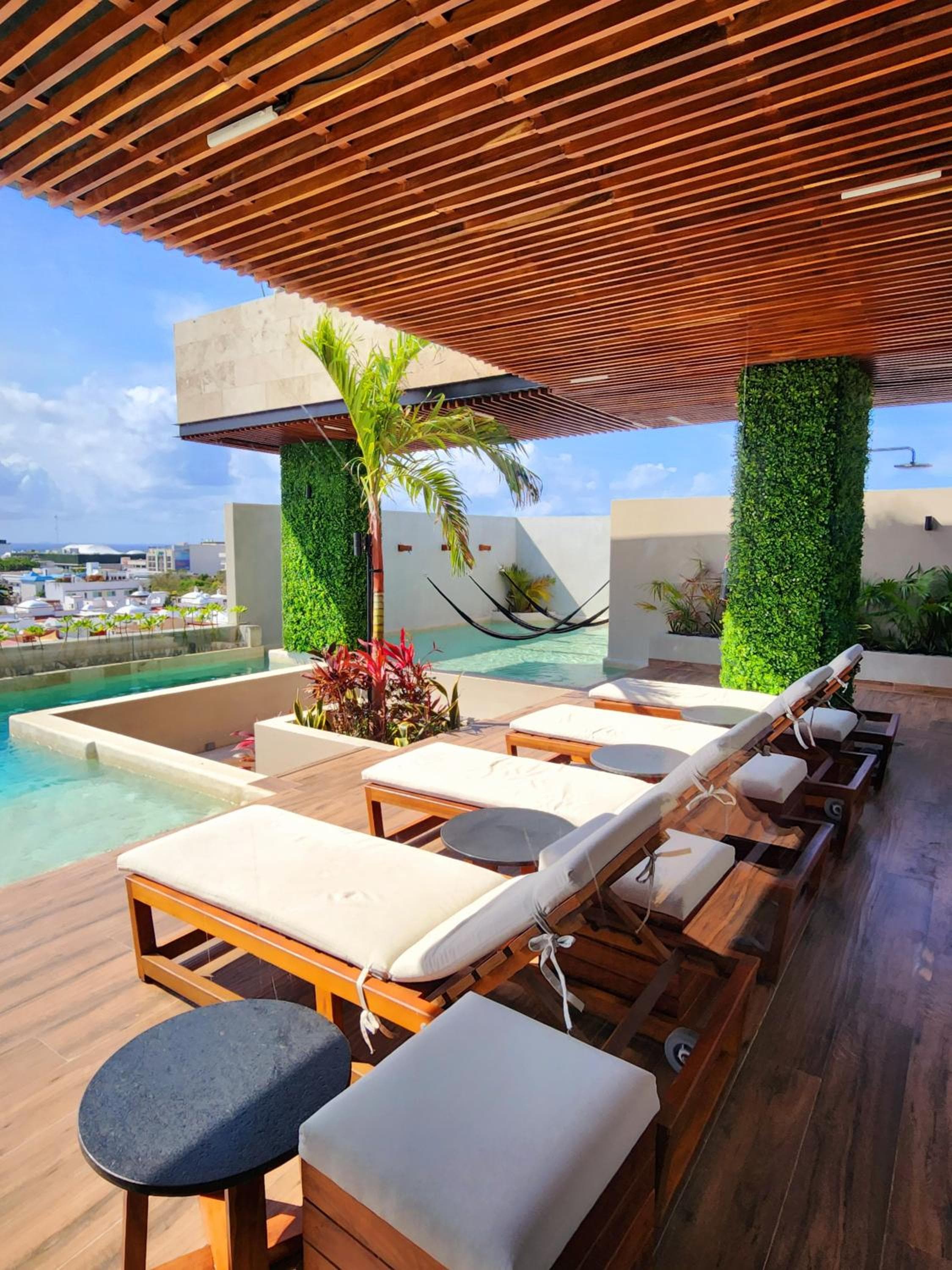 Sofía Boutique Condos by Bunik — 23