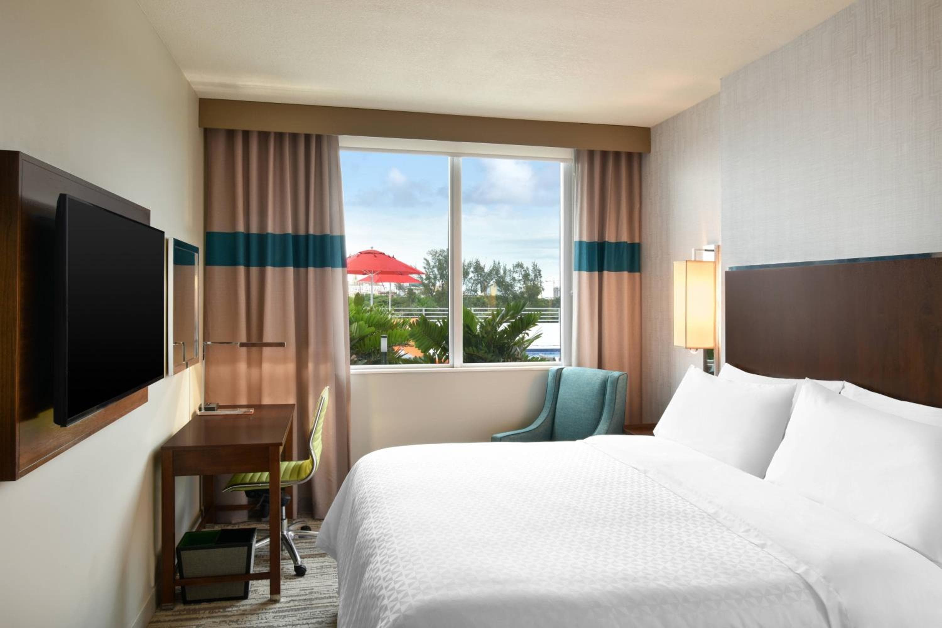 Cuatro puntos por Sheraton Coral Gables — 8