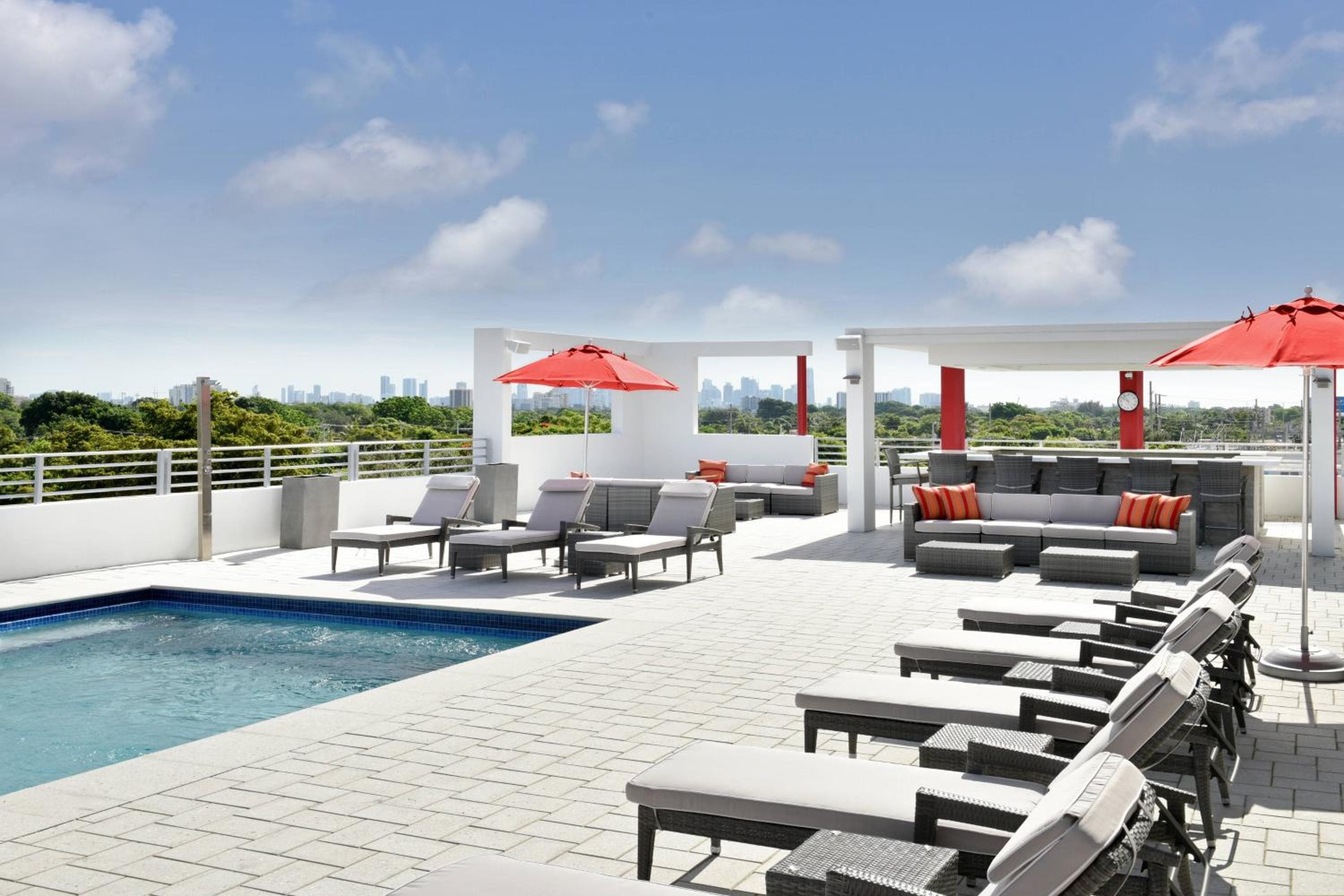 Cuatro puntos por Sheraton Coral Gables — 16