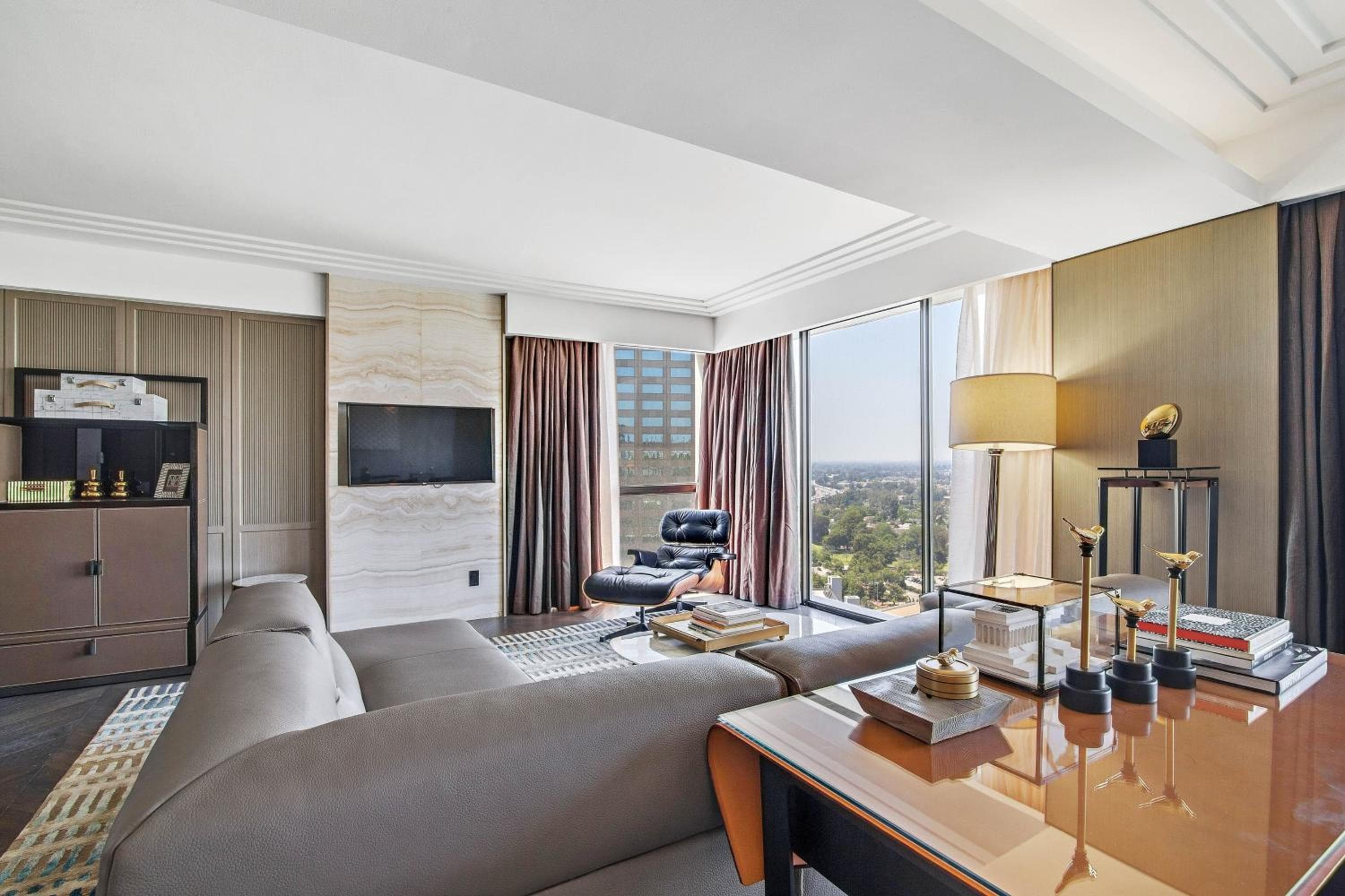 Sheraton Universal hotel, 333 Universal Hollywood Drive, Los Angeles, United States — photo 52