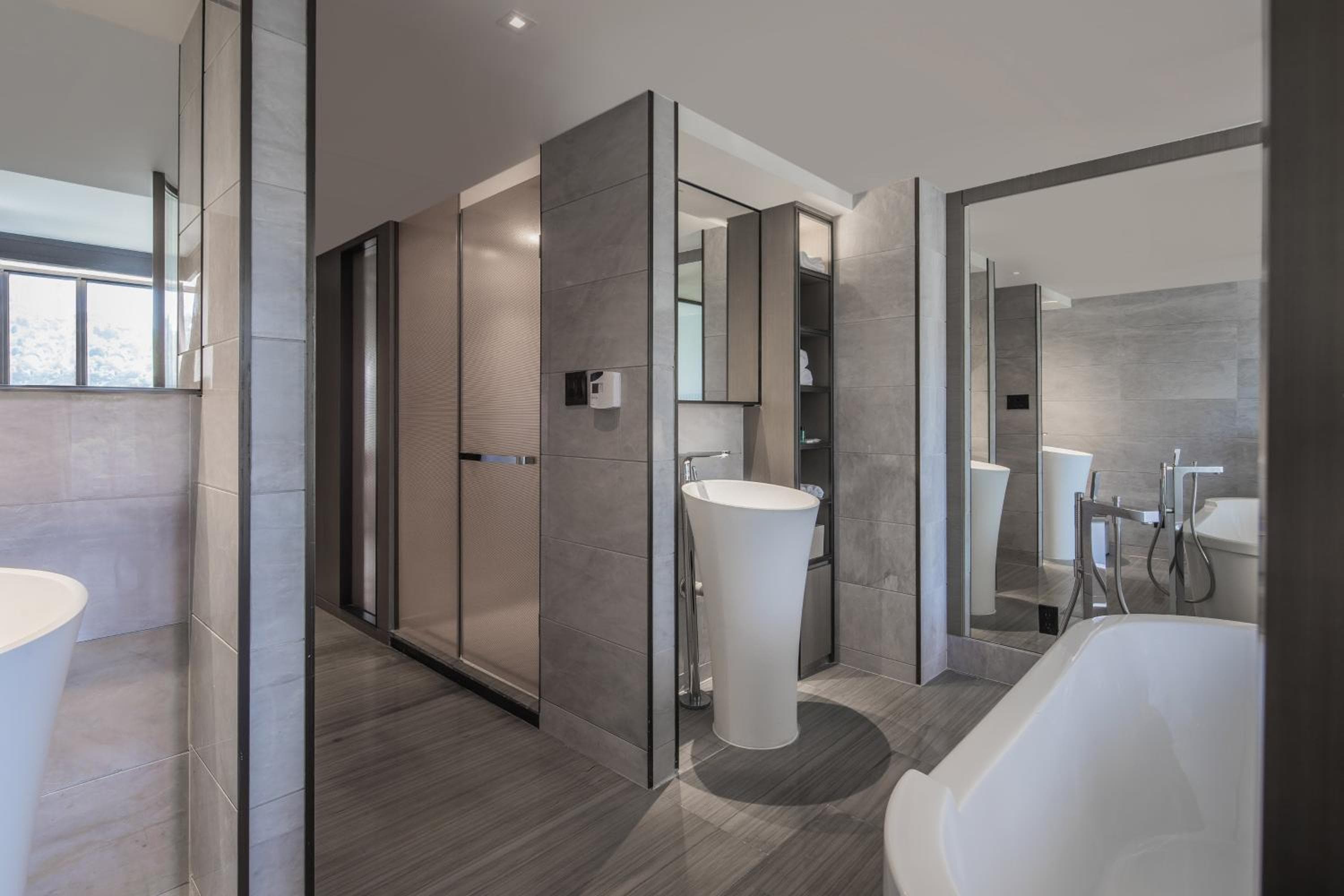 Sheraton Universal hotel, 333 Universal Hollywood Drive, Los Angeles, United States — photo 55