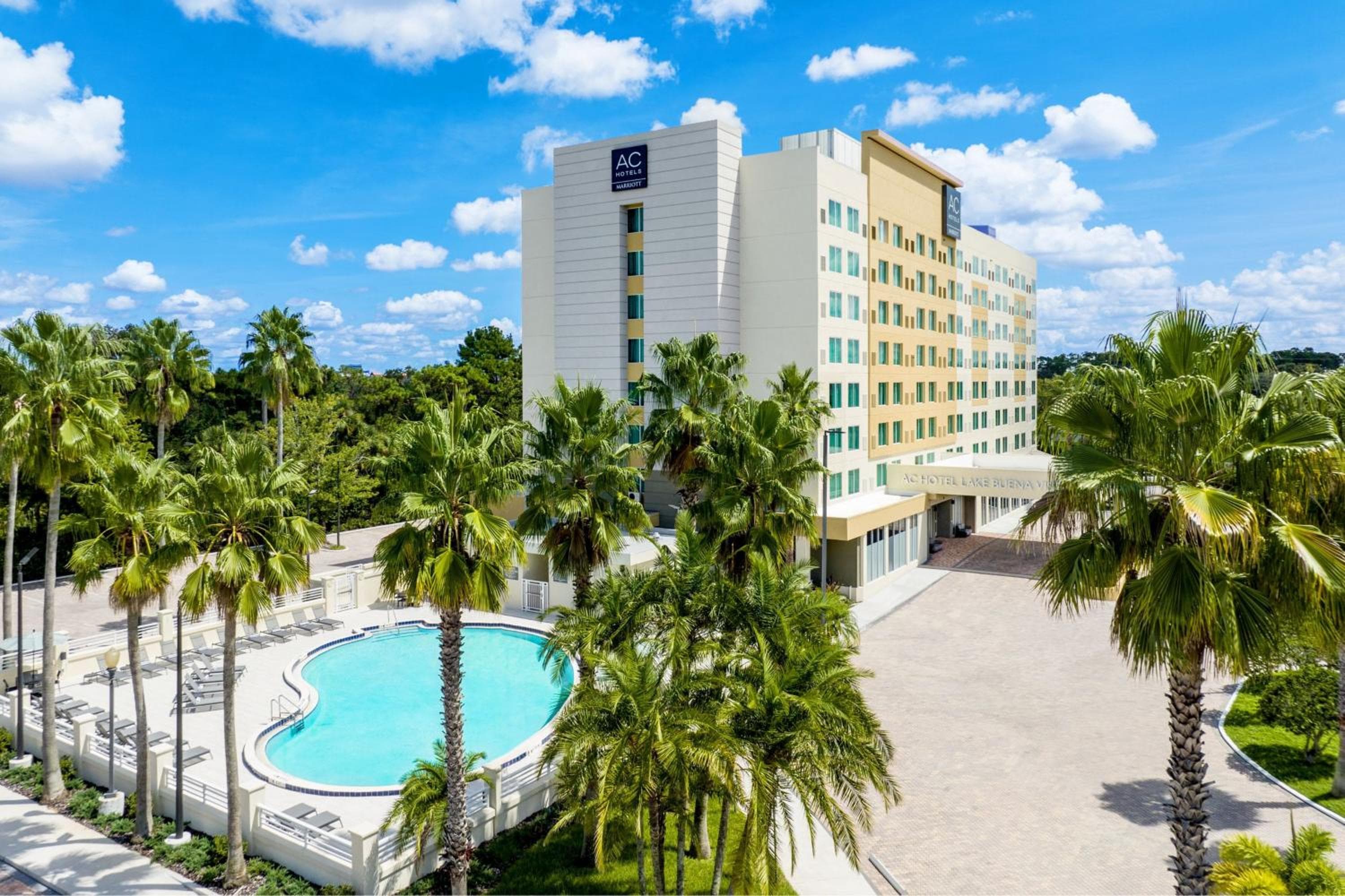 AC Hotel by Marriott Orlando Lake Buena Vista — 8