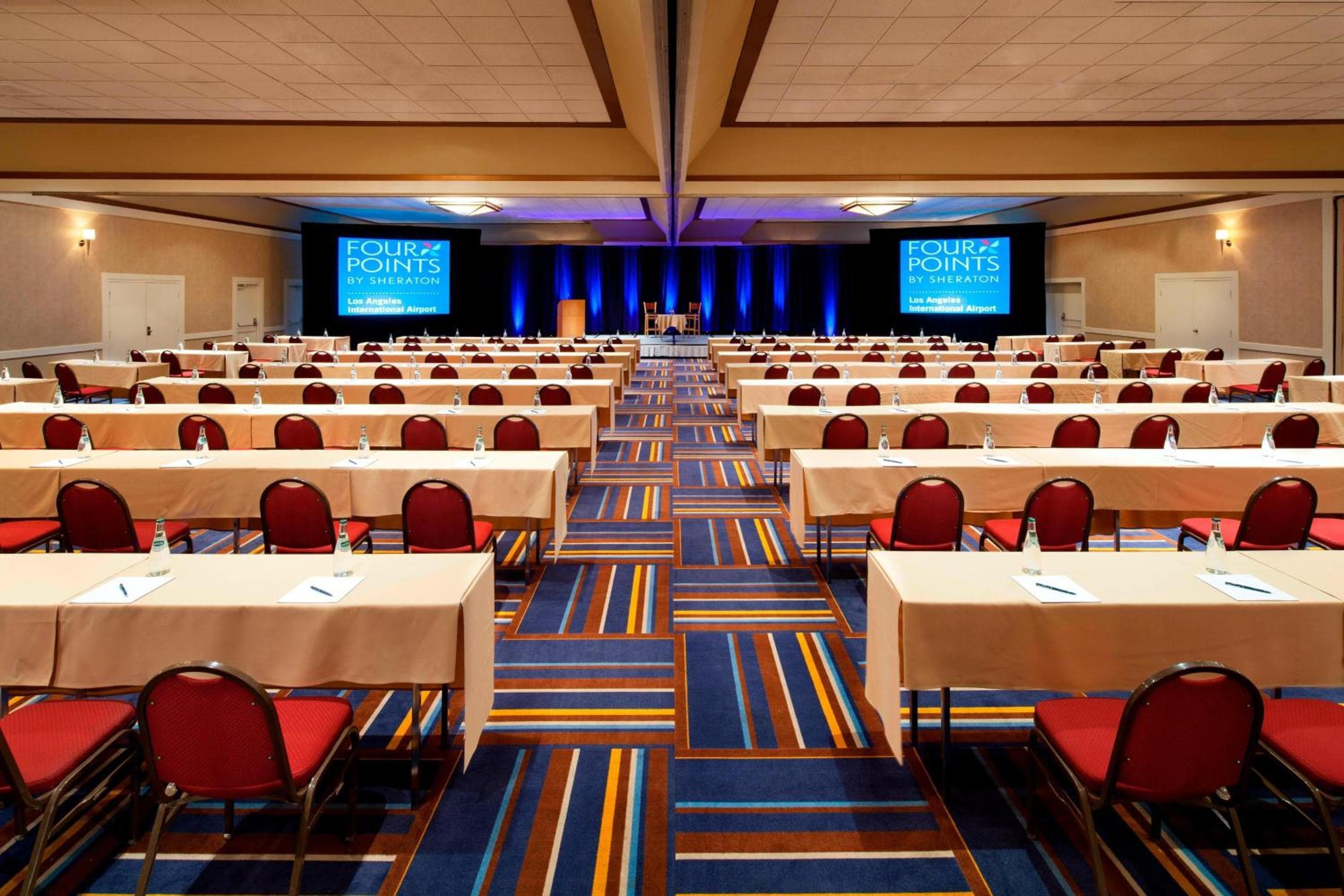 Four Points by Sheraton Los Angeles International Airport — 13