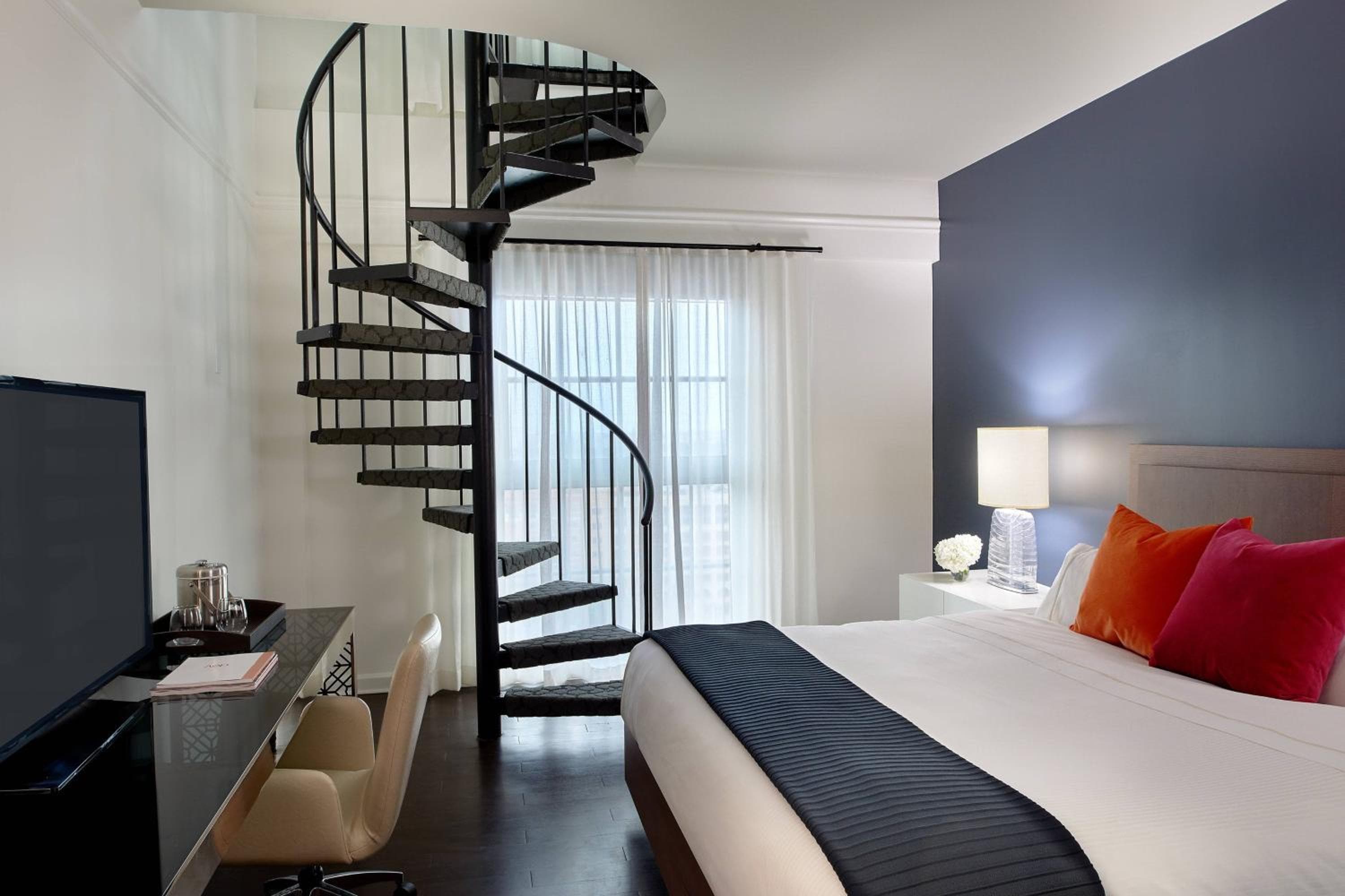 Hotel Colonnade Coral Gables, Collezione di autografi — 8