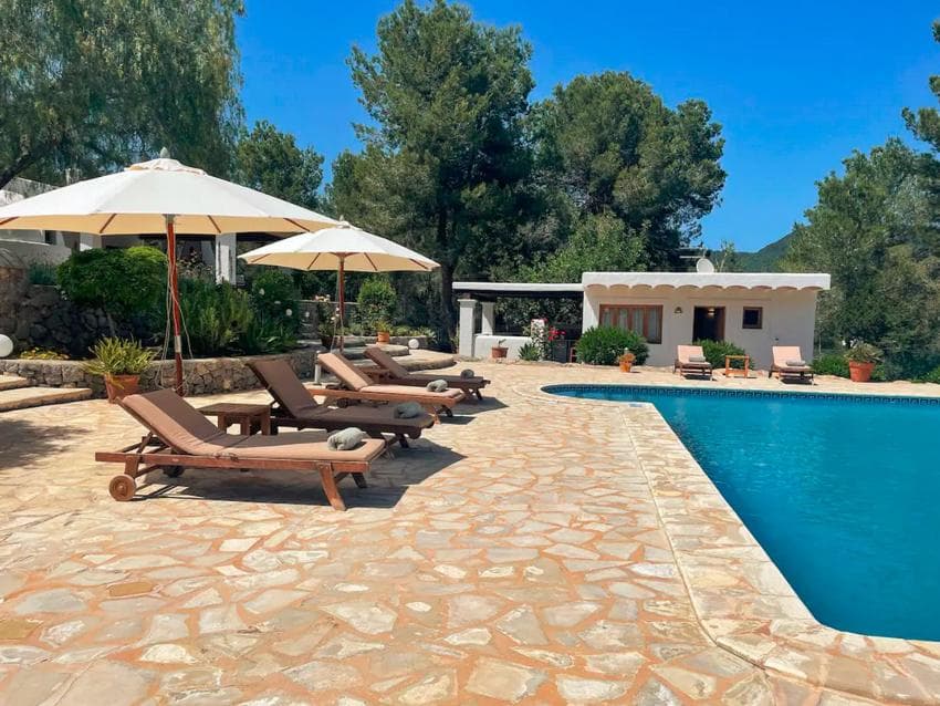 Fully equipped villa with Pool and Gym — 27