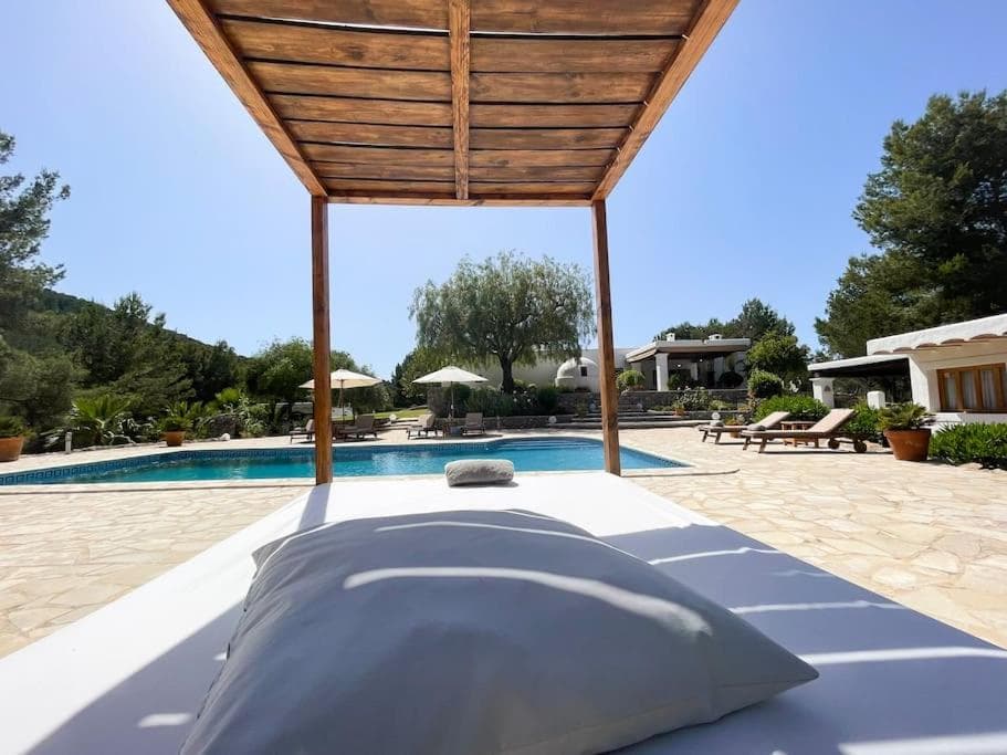 Fully equipped villa with Pool and Gym — 21