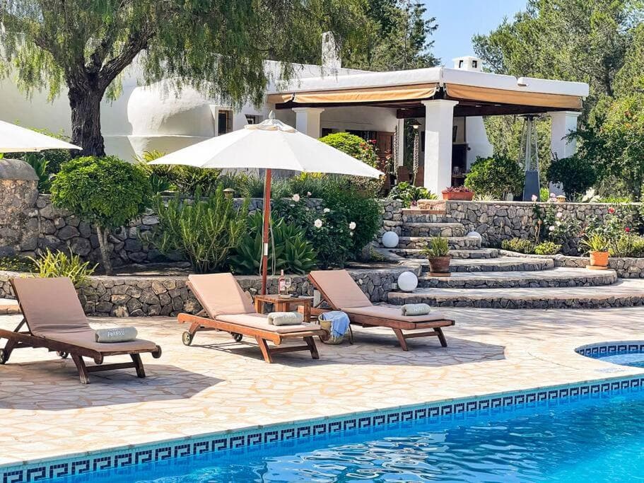 Fully equipped villa with Pool and Gym — 11