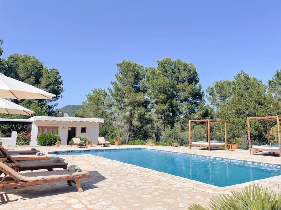 Fully equipped villa with Pool and Gym — 26