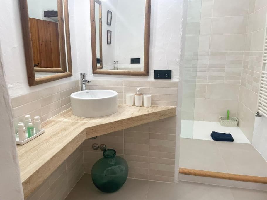 Fully equipped villa with Pool and Gym — 22