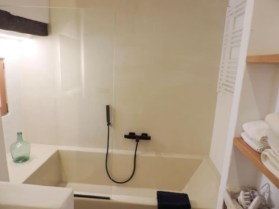 Fully equipped villa with Pool and Gym — 28