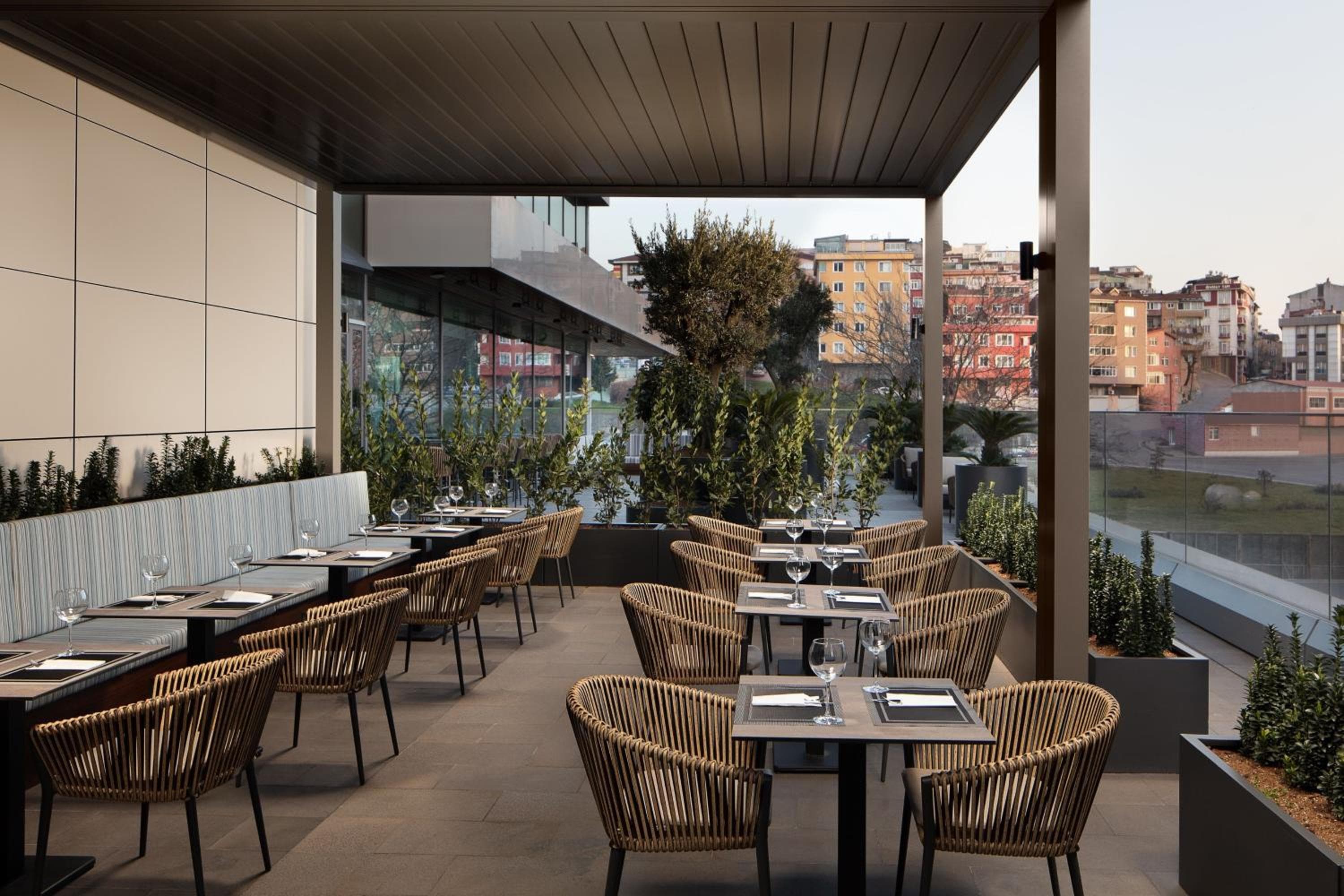 Four Points by Sheraton Estambul Kagithane — 17