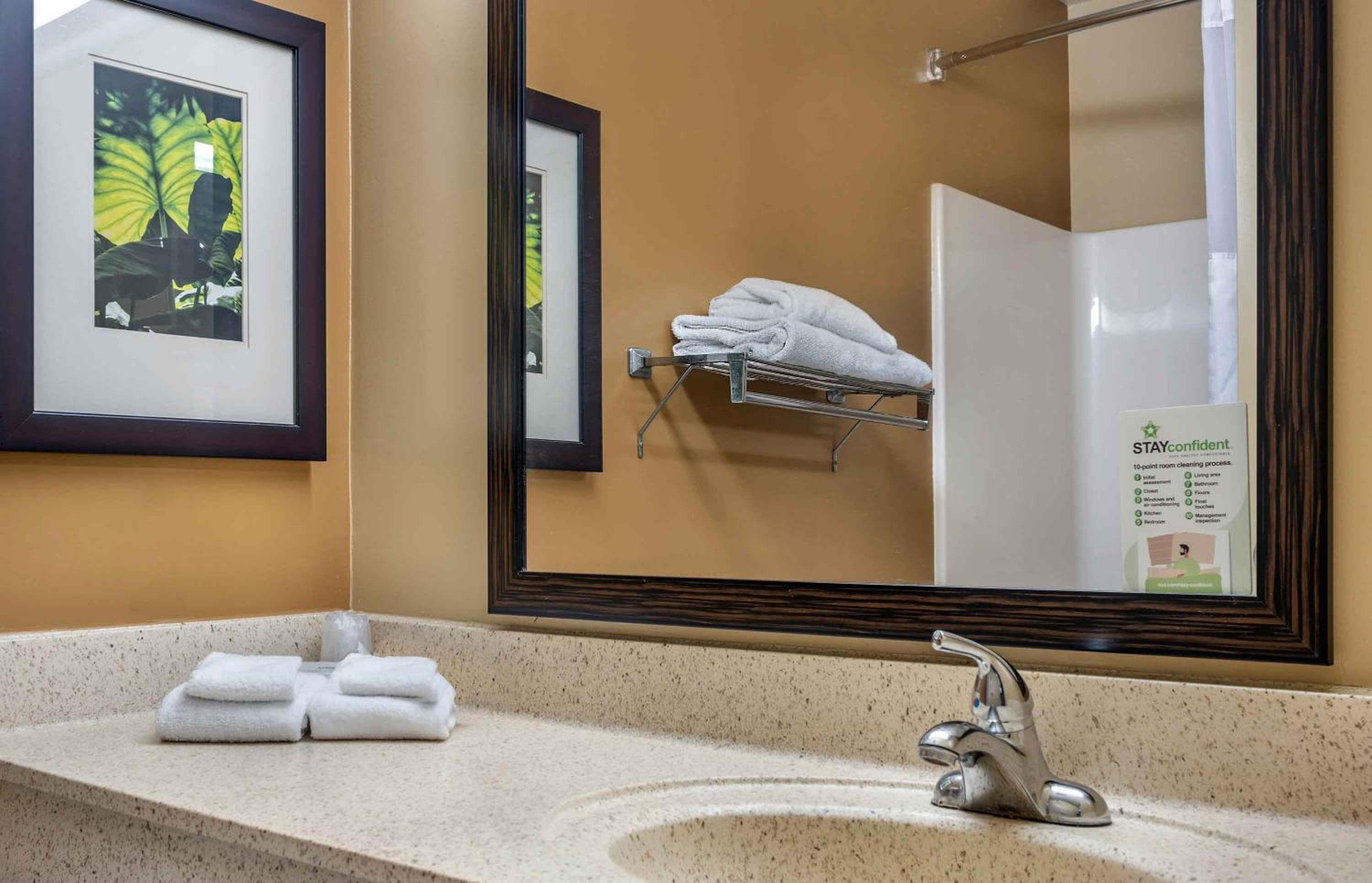 MainStay Suites Las Vegas Flamingo — 26