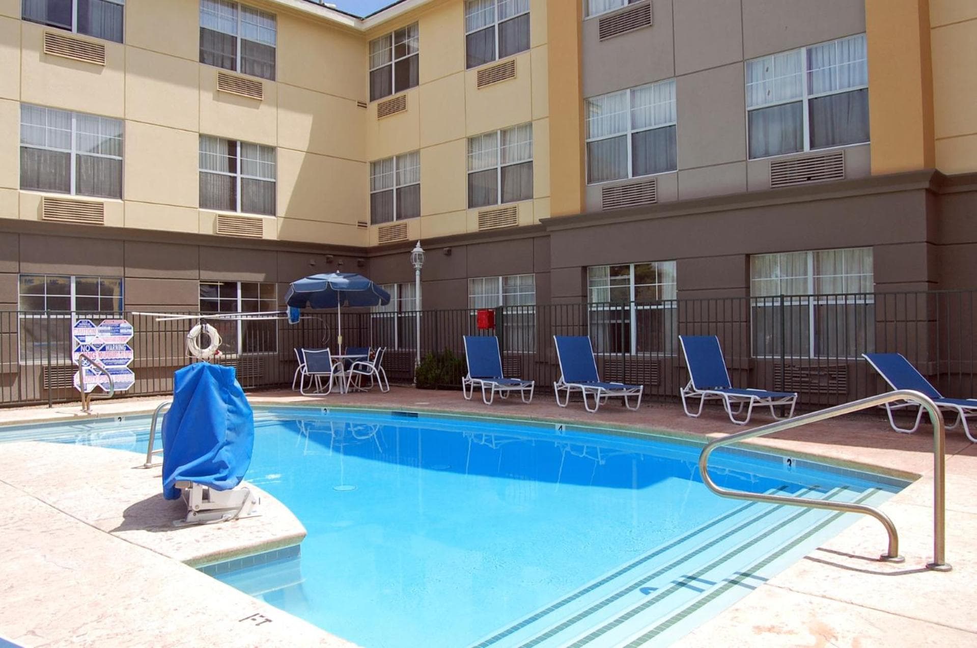 MainStay Suites Las Vegas Flamingo — 3