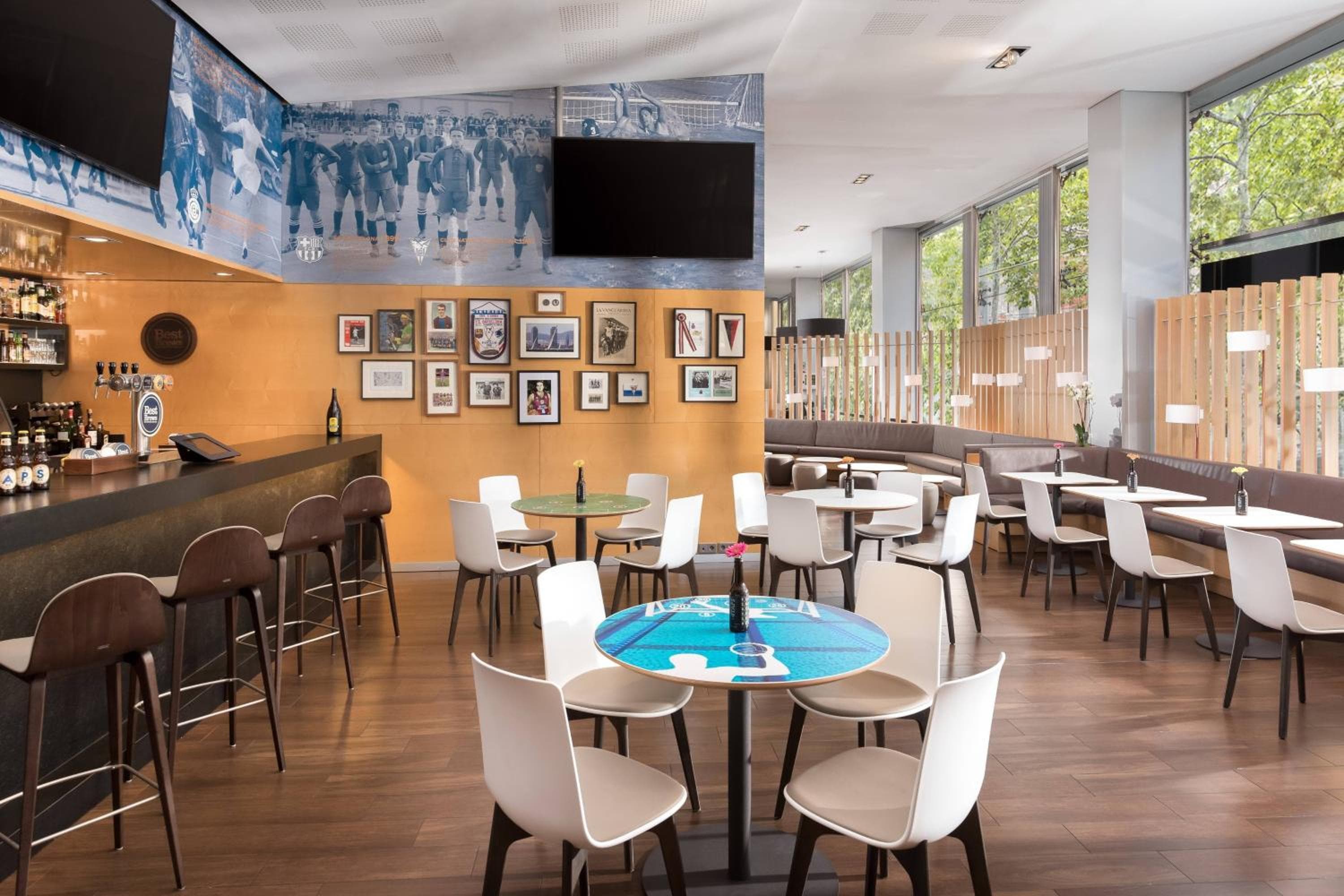 Four Points by Sheraton Barcelona Diagonal — 8