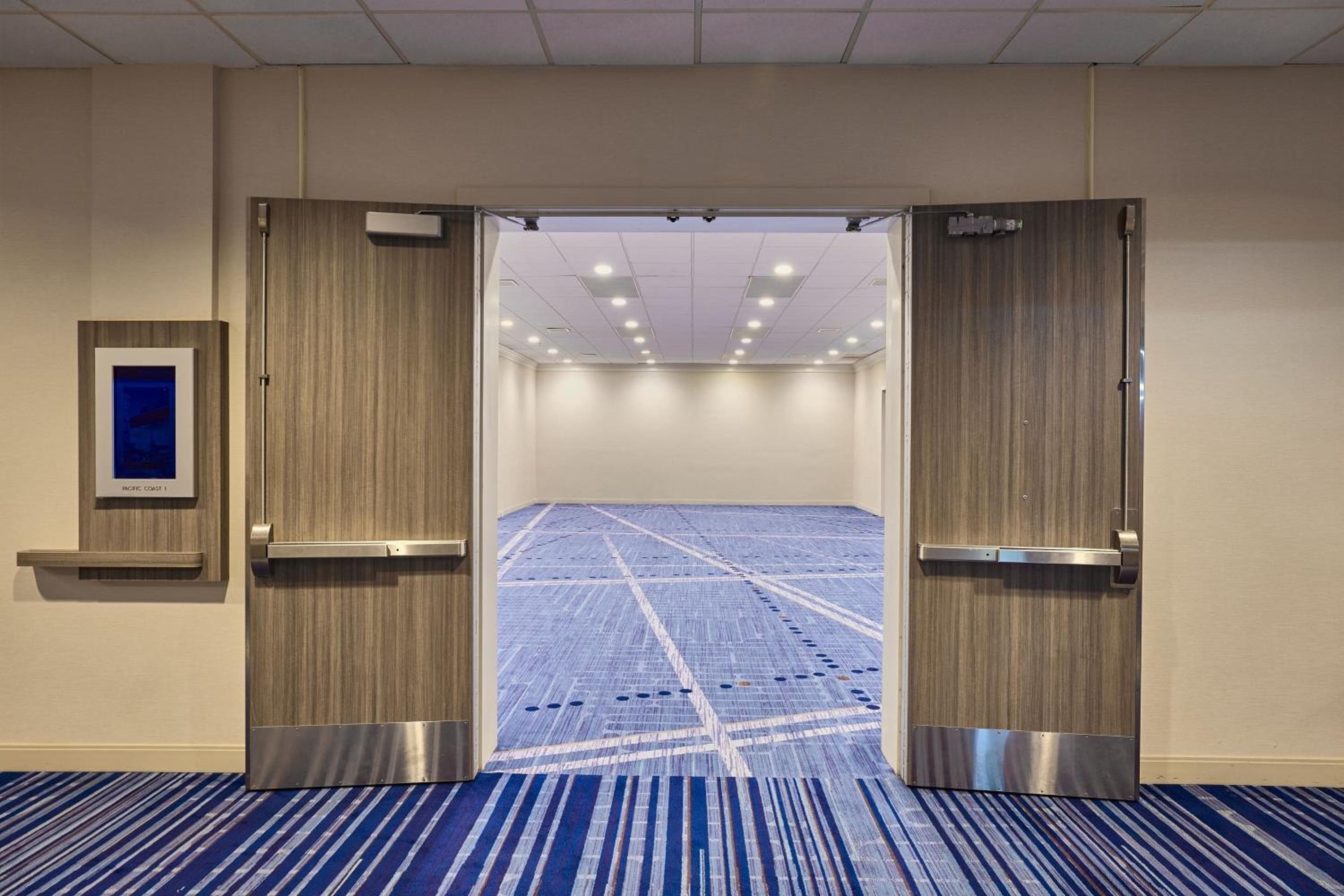 Los Angeles Airport Marriott — 8