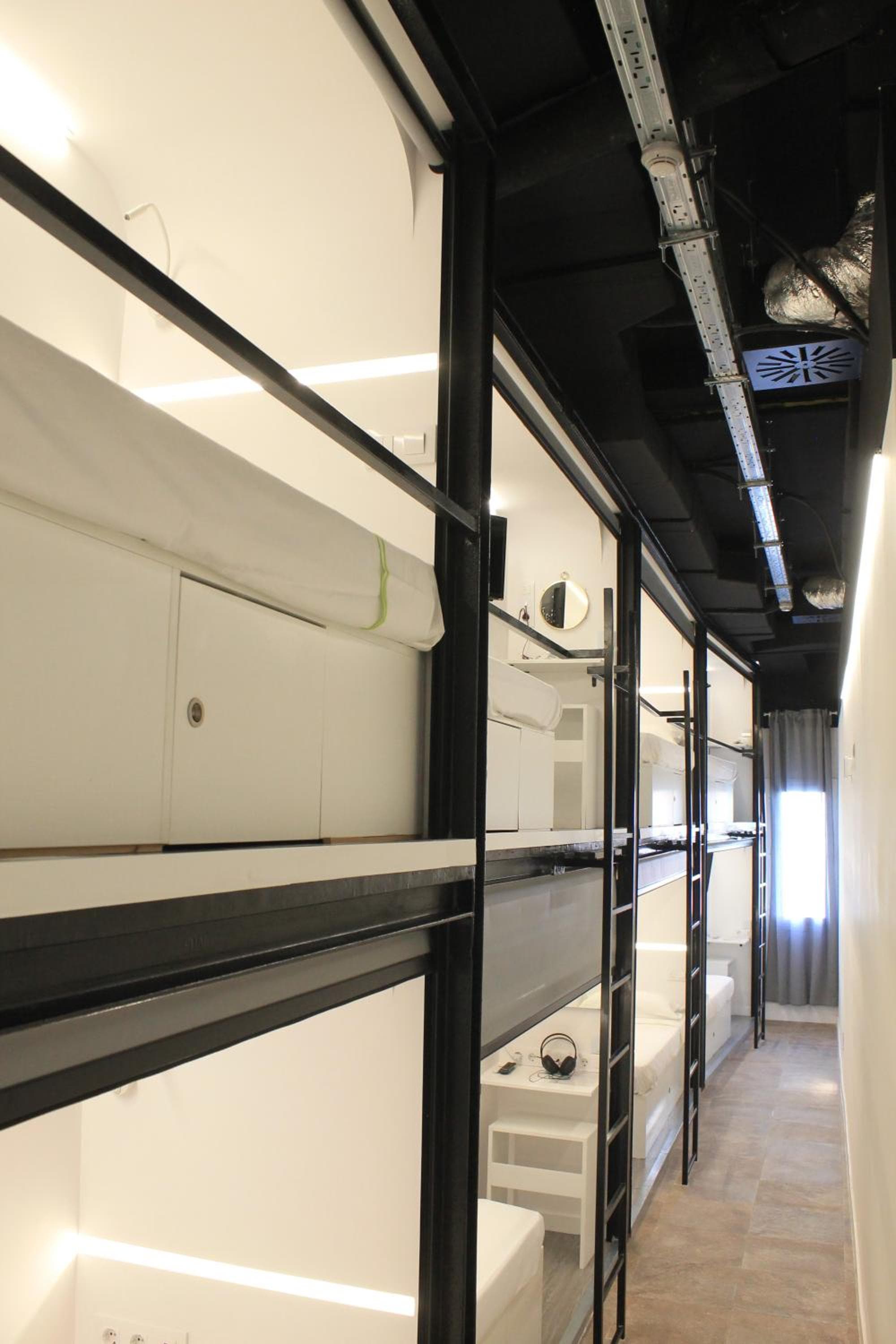 M Pods Malaga — 3