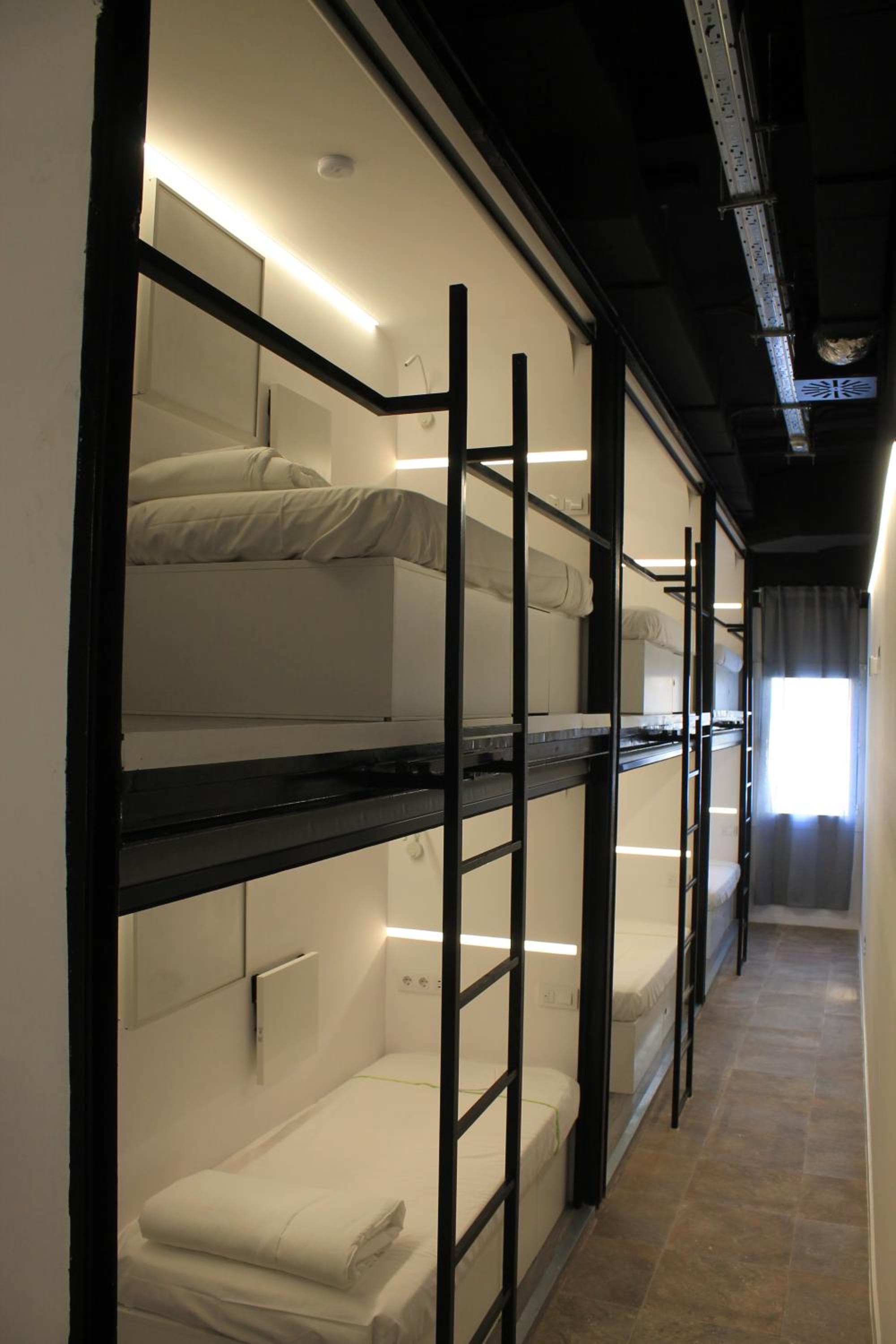 M Pods Malaga — 12