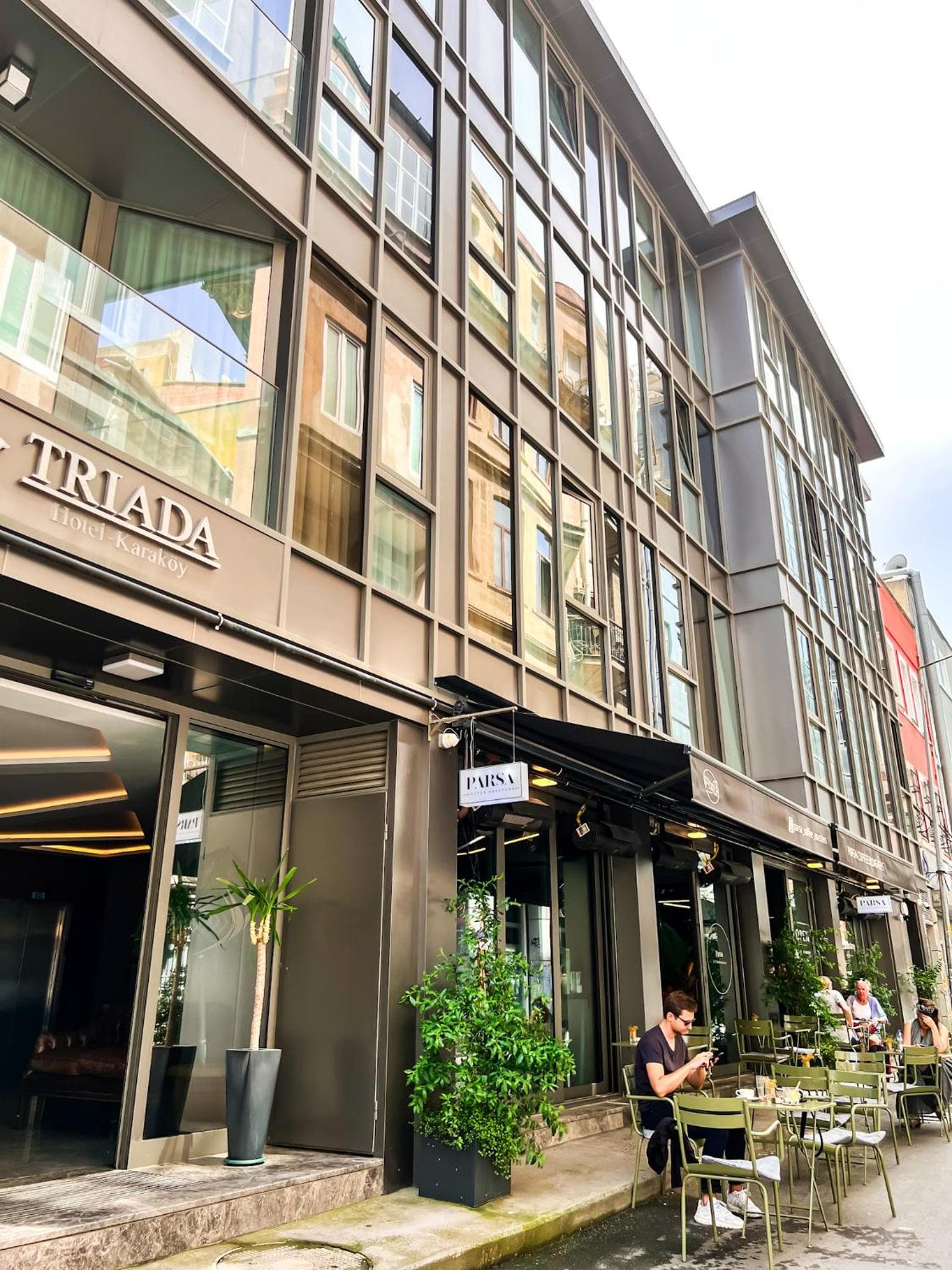 Triada Hotel Karaköy — 2