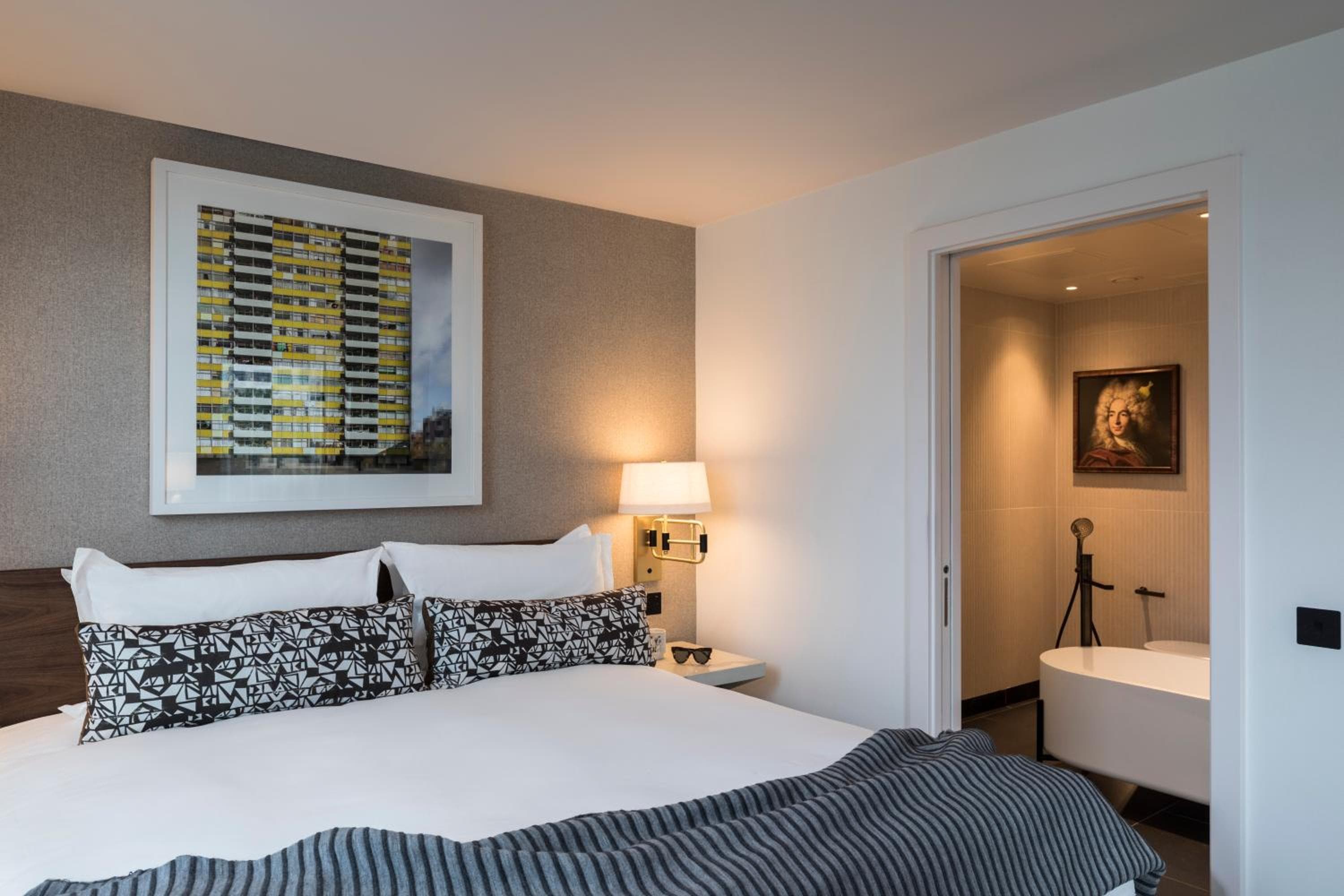 Bankside Hotel, Autograph Collection — 14
