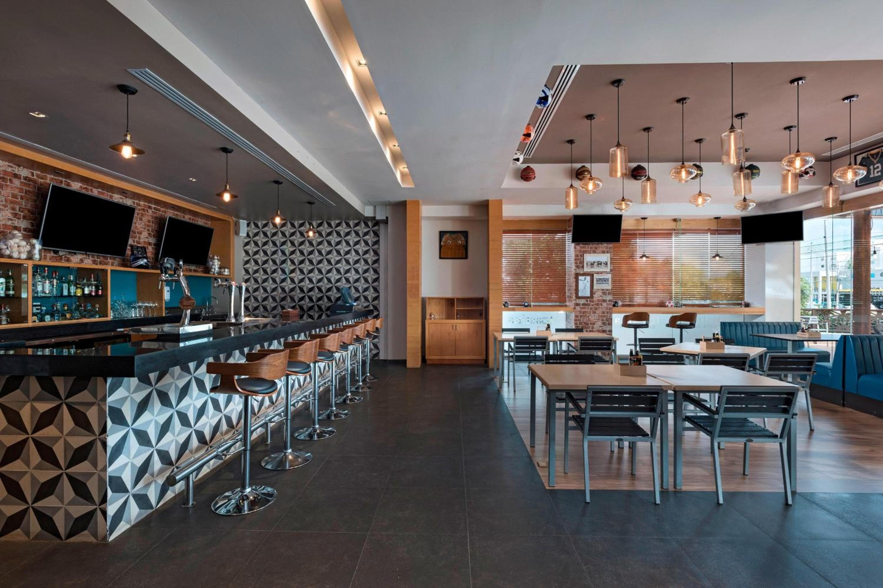 Four Points by Sheraton Cancun Centro — 22