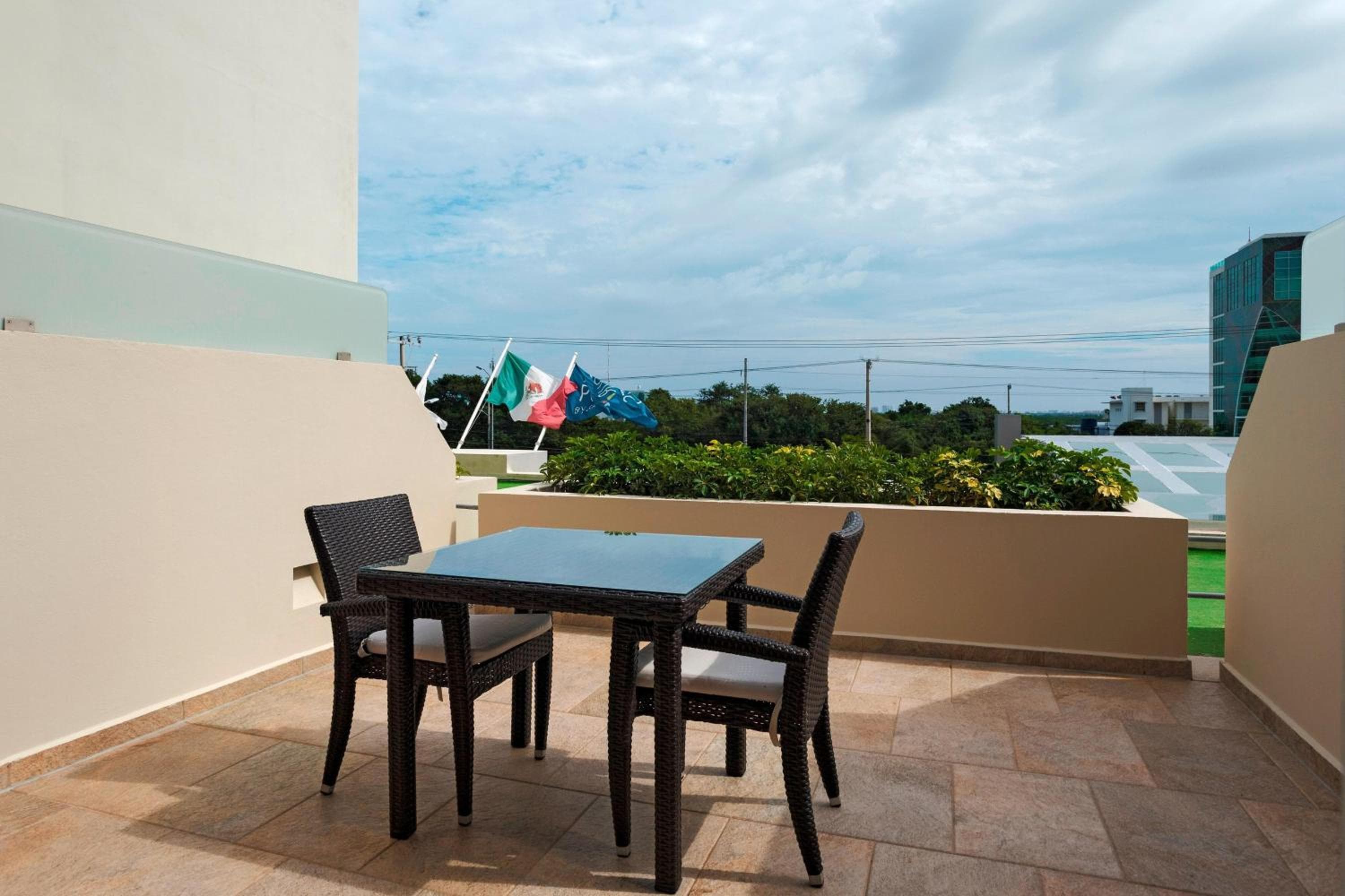 Four Points by Sheraton Cancun Centro — 11