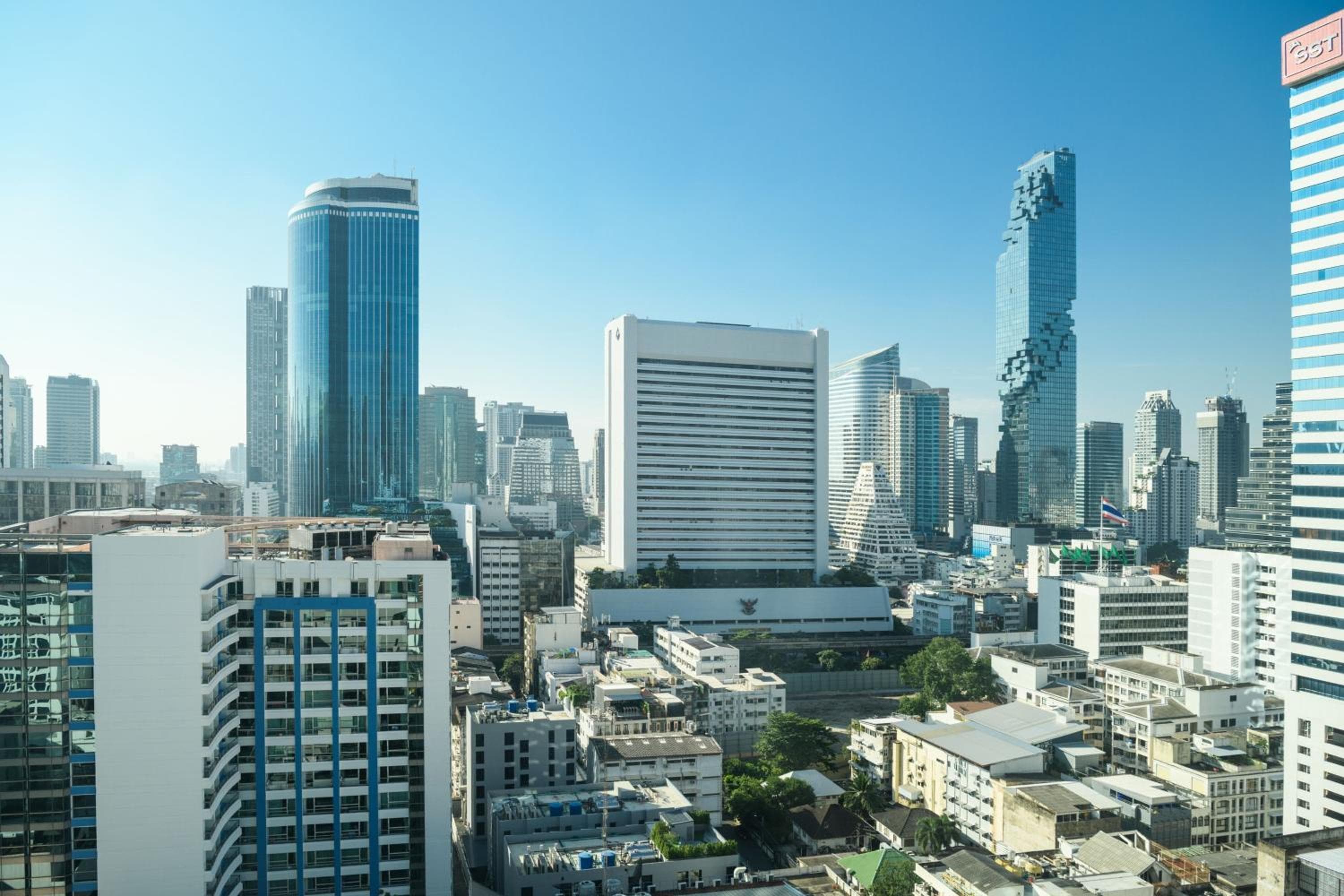 Le Meridien Bangkok — 15