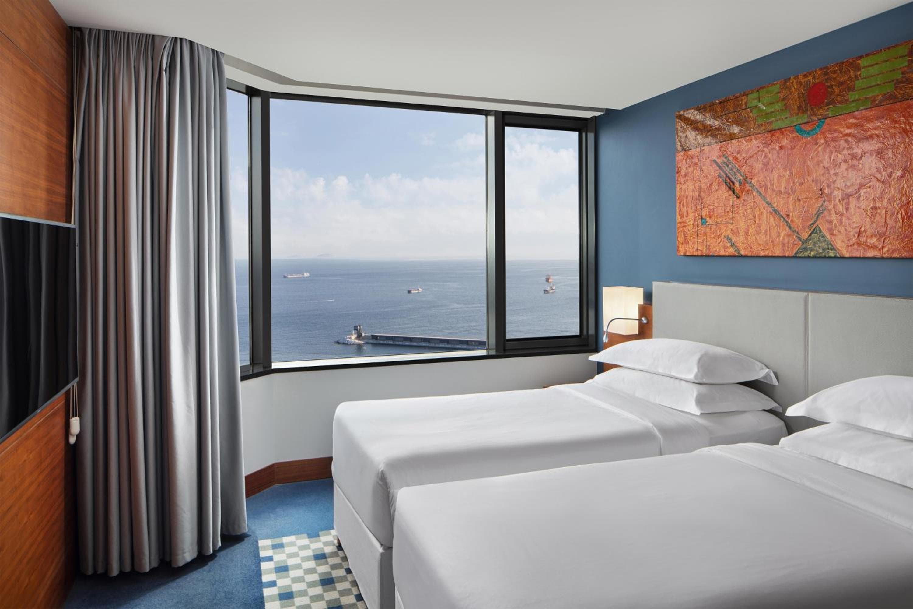 Sheraton Istanbul Atakoy Hotel — 12