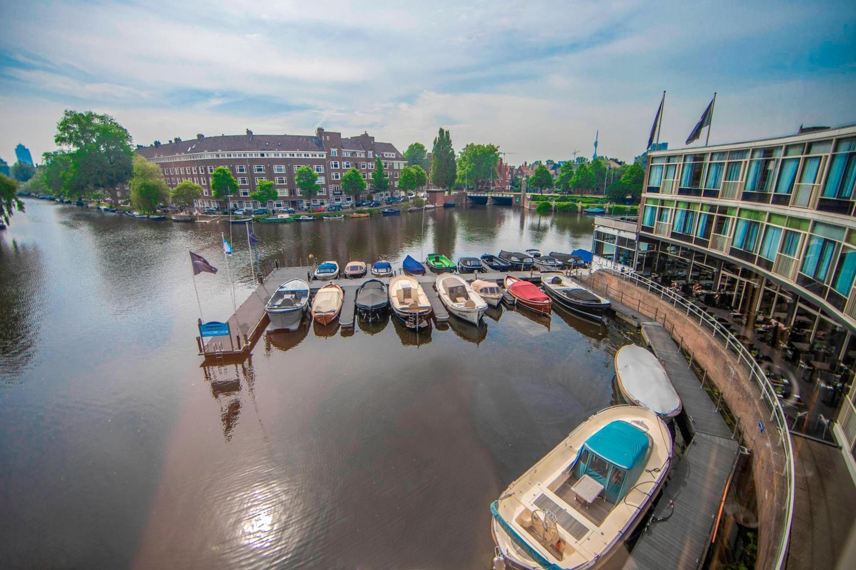 Apollo Hotel Amsterdam, un hotel tributo a la cartera — 5