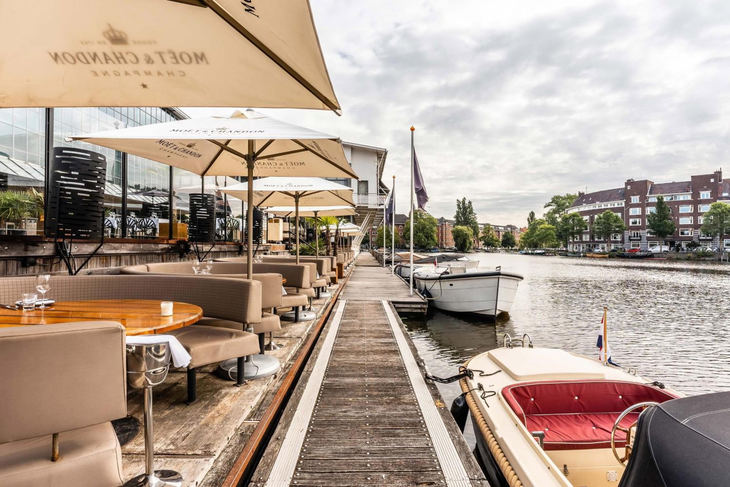 Apollo Hotel Amsterdam, a Tribute Portfolio Hotel — 17