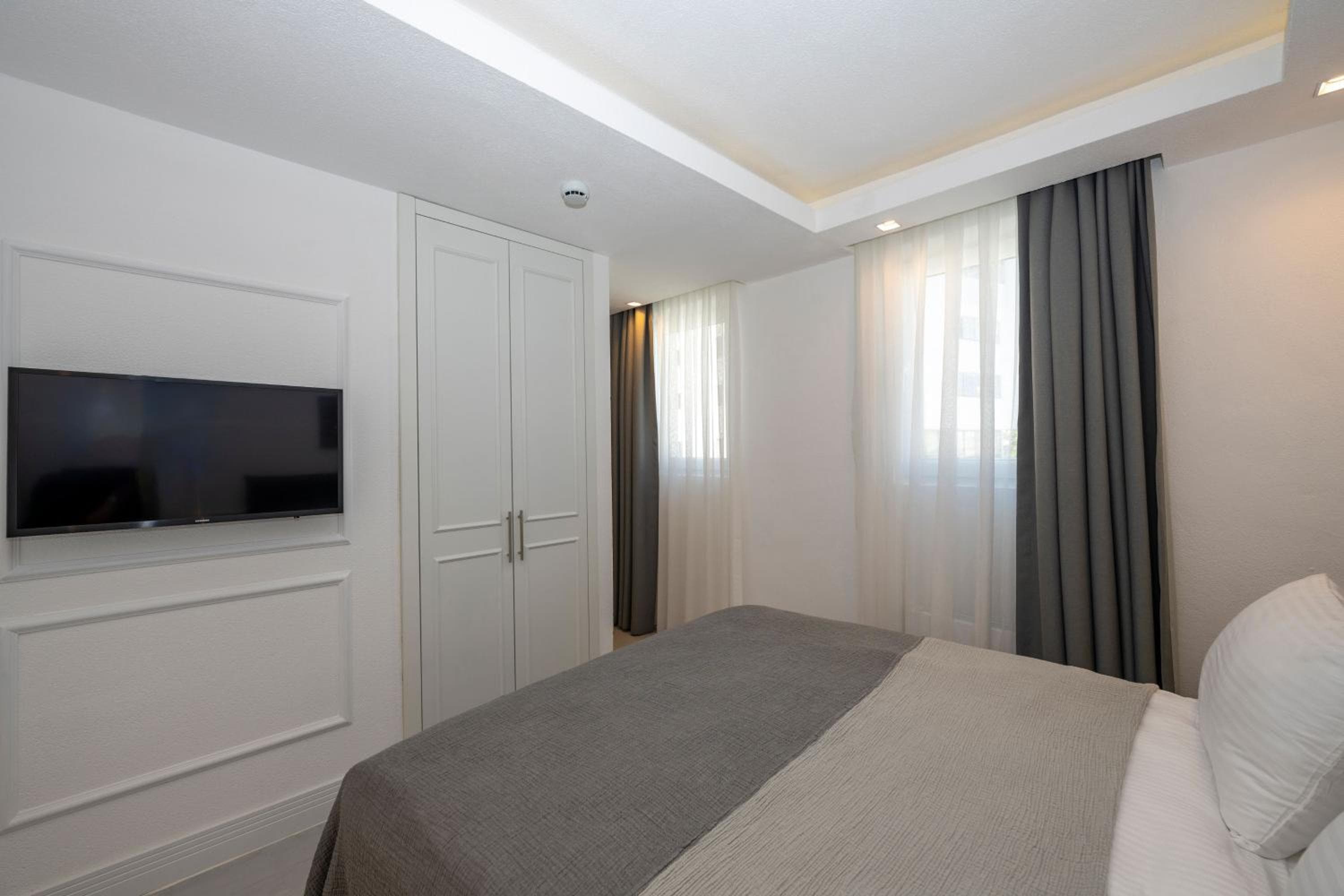 Juno Hotel Taksim — 13