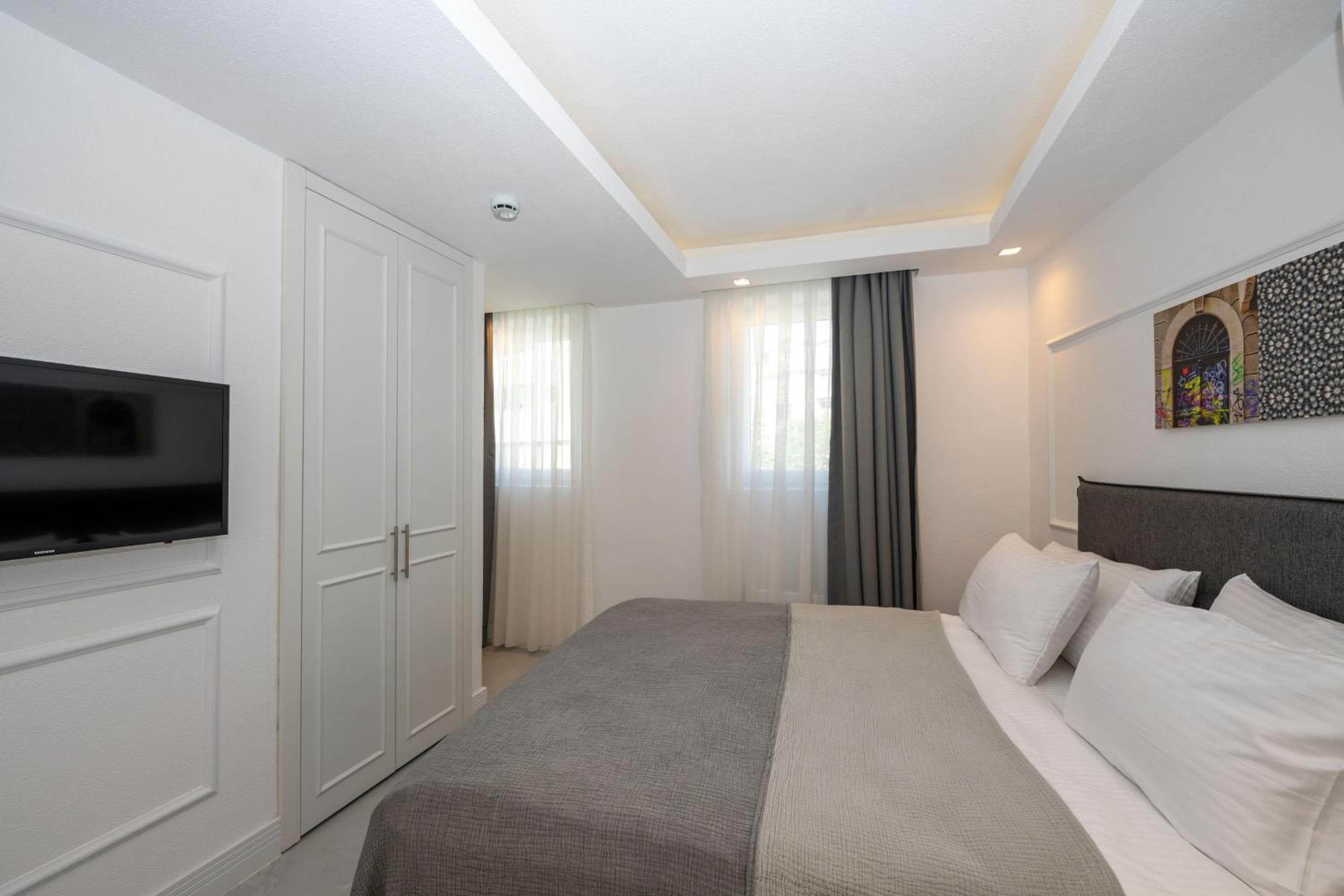 Juno Hotel Taksim — 7