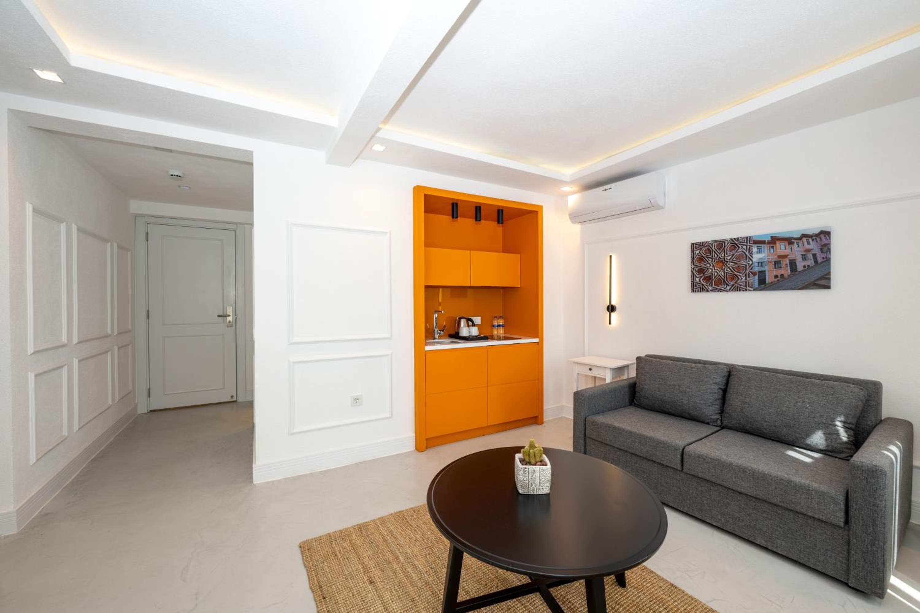 Juno Hotel Taksim — 9