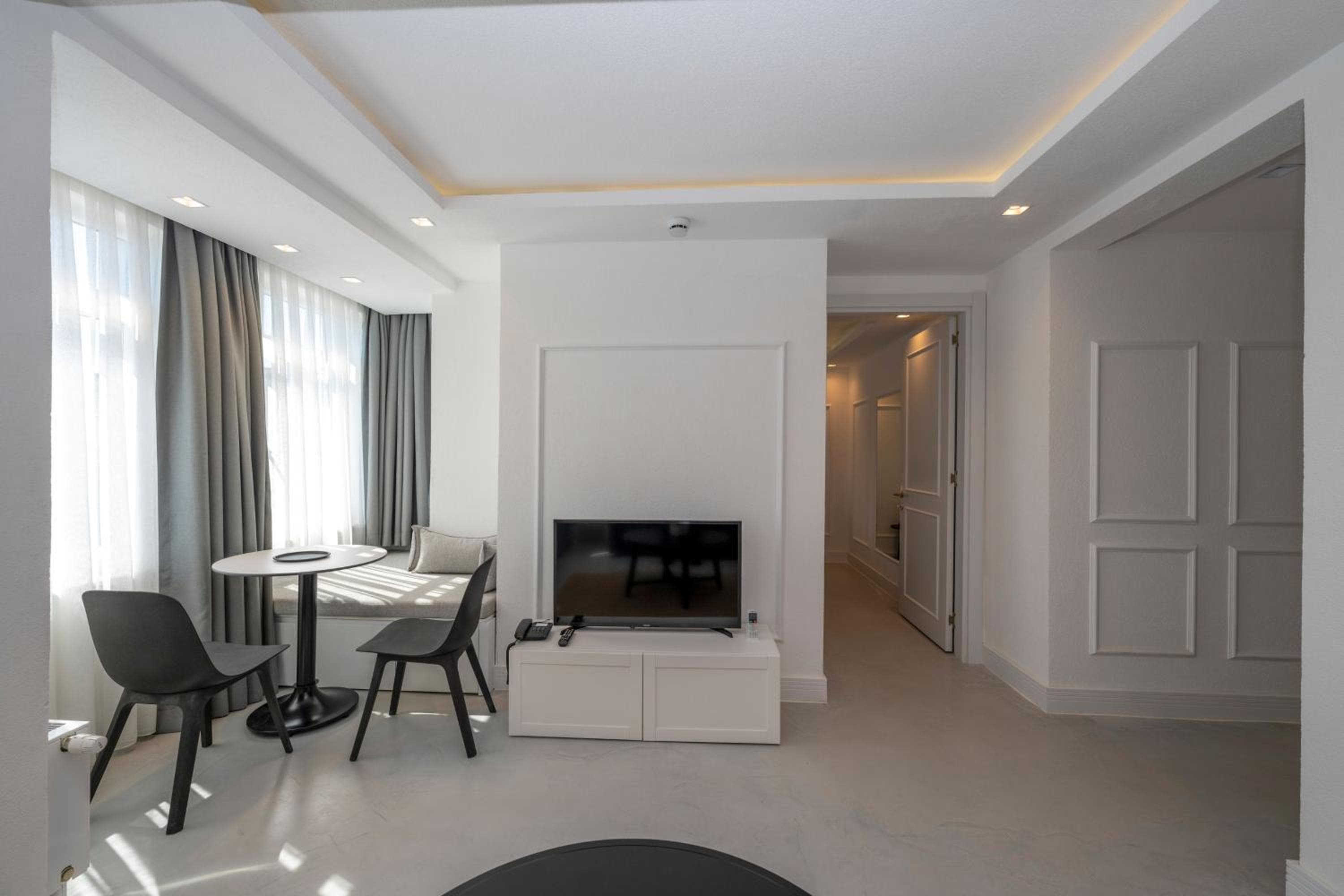 Juno Hotel Taksim — 22