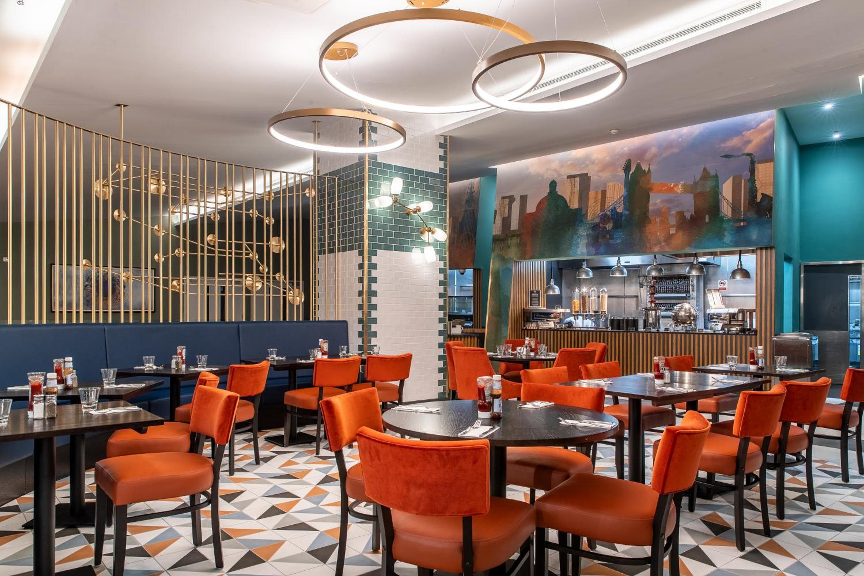 The Cumberland, London — 7