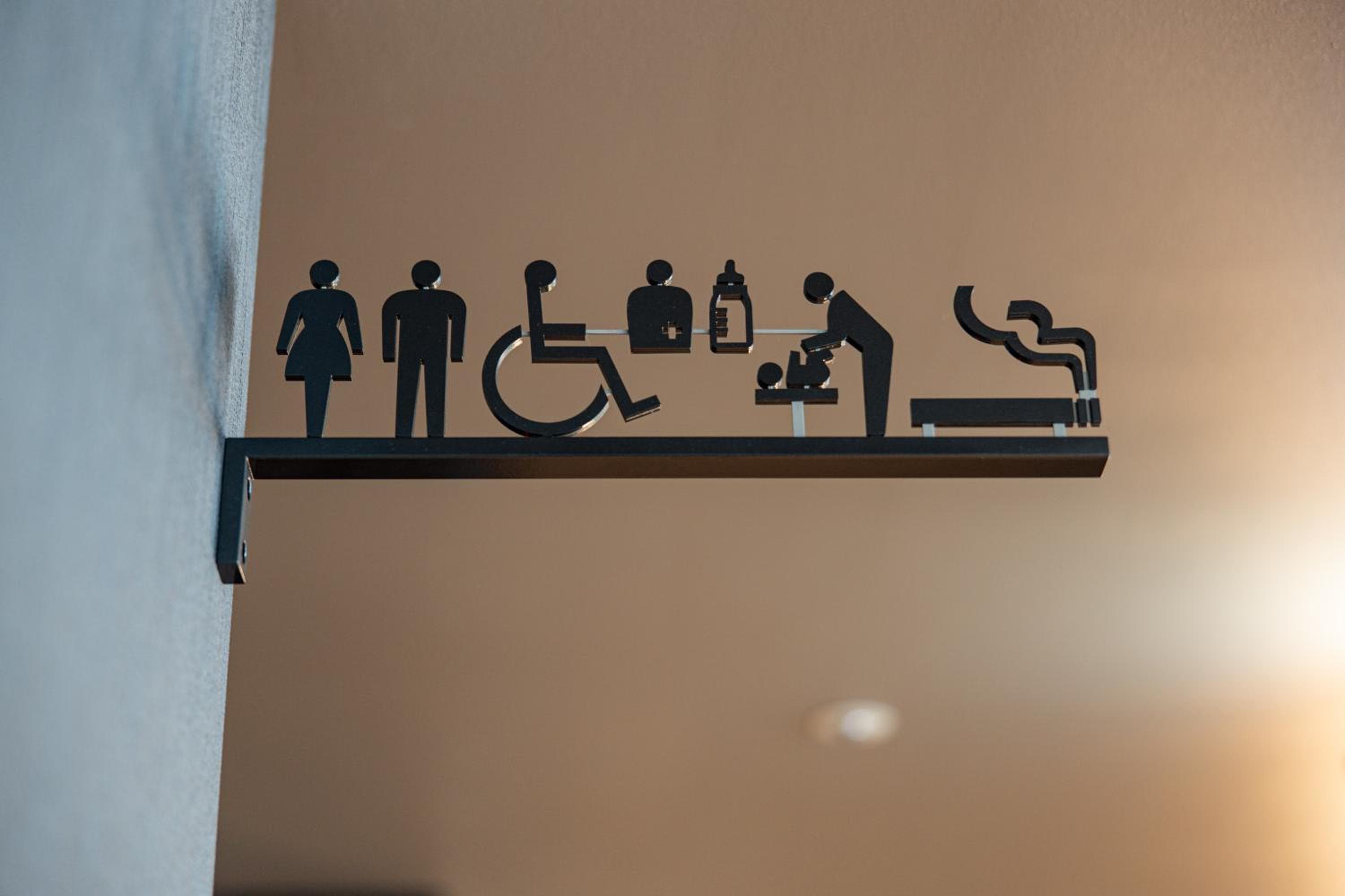 THE BLOSSOM HIBIYA hotel, Minato-ku Shinbashi 1-1-13, Tokyo, Japan — photo 18