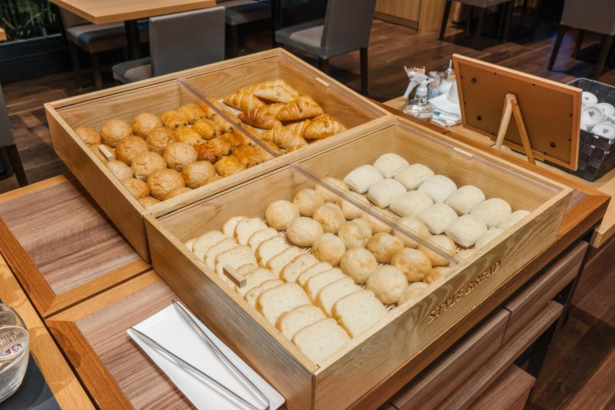 THE BLOSSOM HIBIYA hotel, Minato-ku Shinbashi 1-1-13, Tokyo, Japan — photo 5