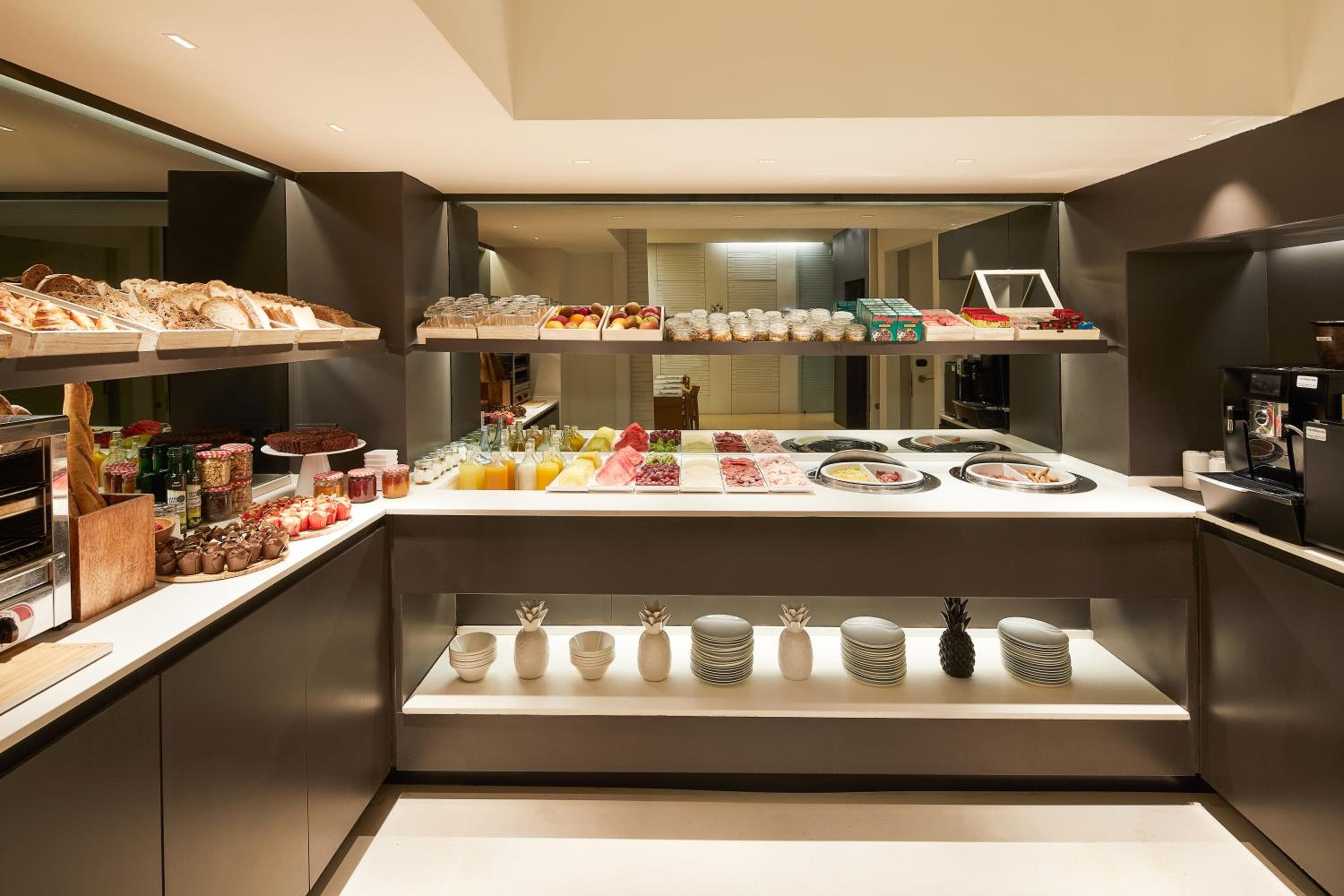 Hotel Denit Barcelona — 16