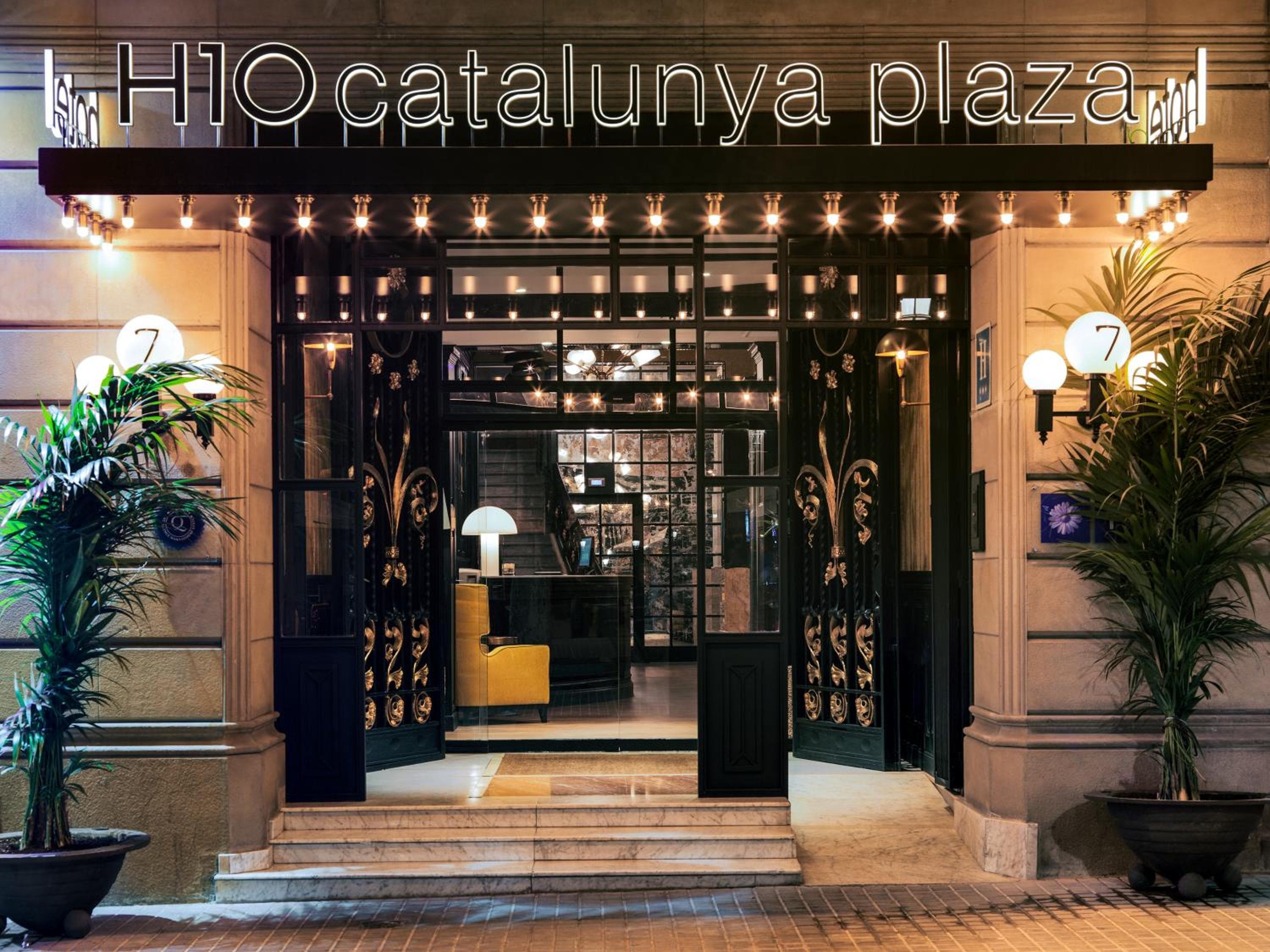 Boutique Hotel H10 Catalunya Plaza — 1