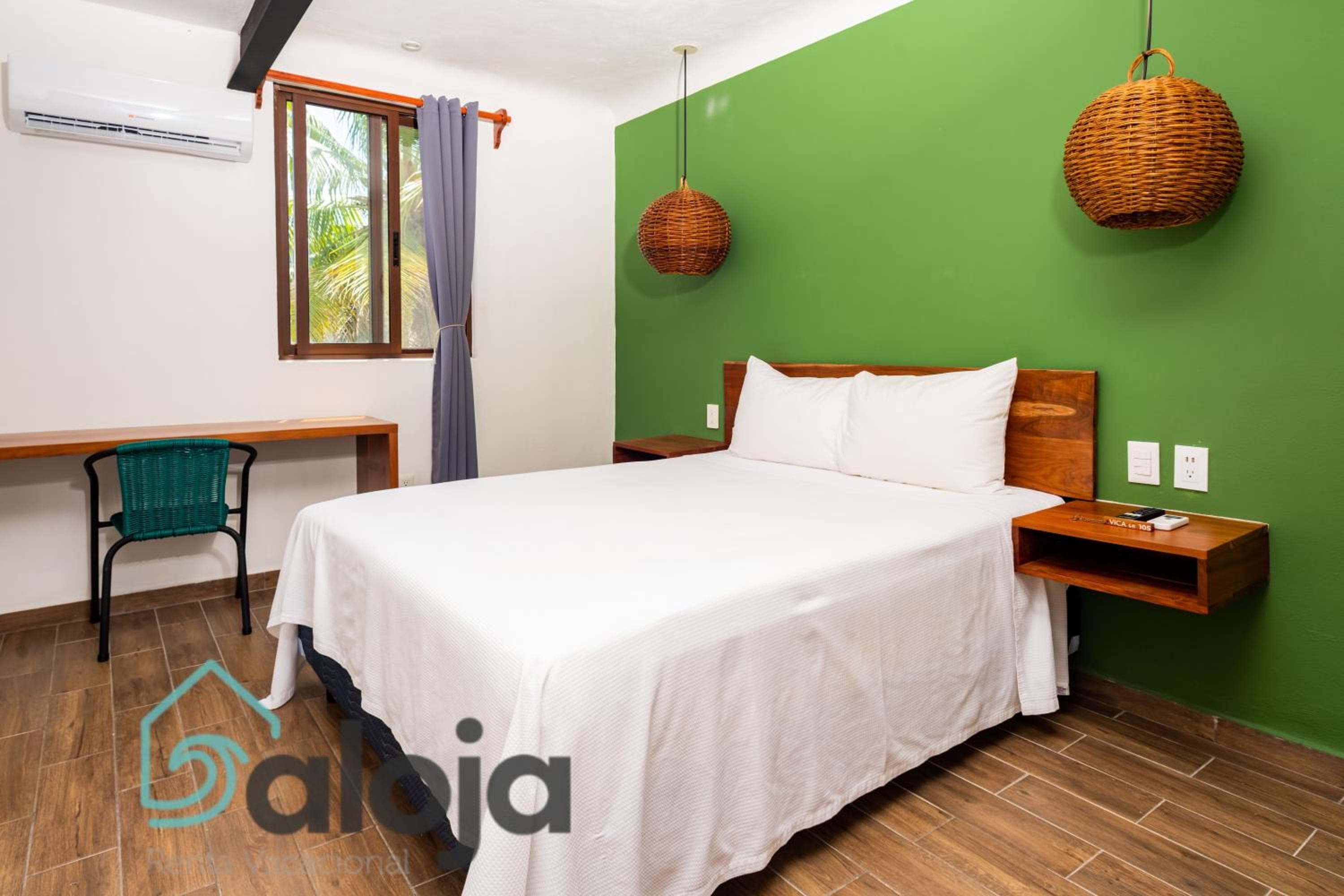 VIca Guest House Cancun - By Aloja RV — 28