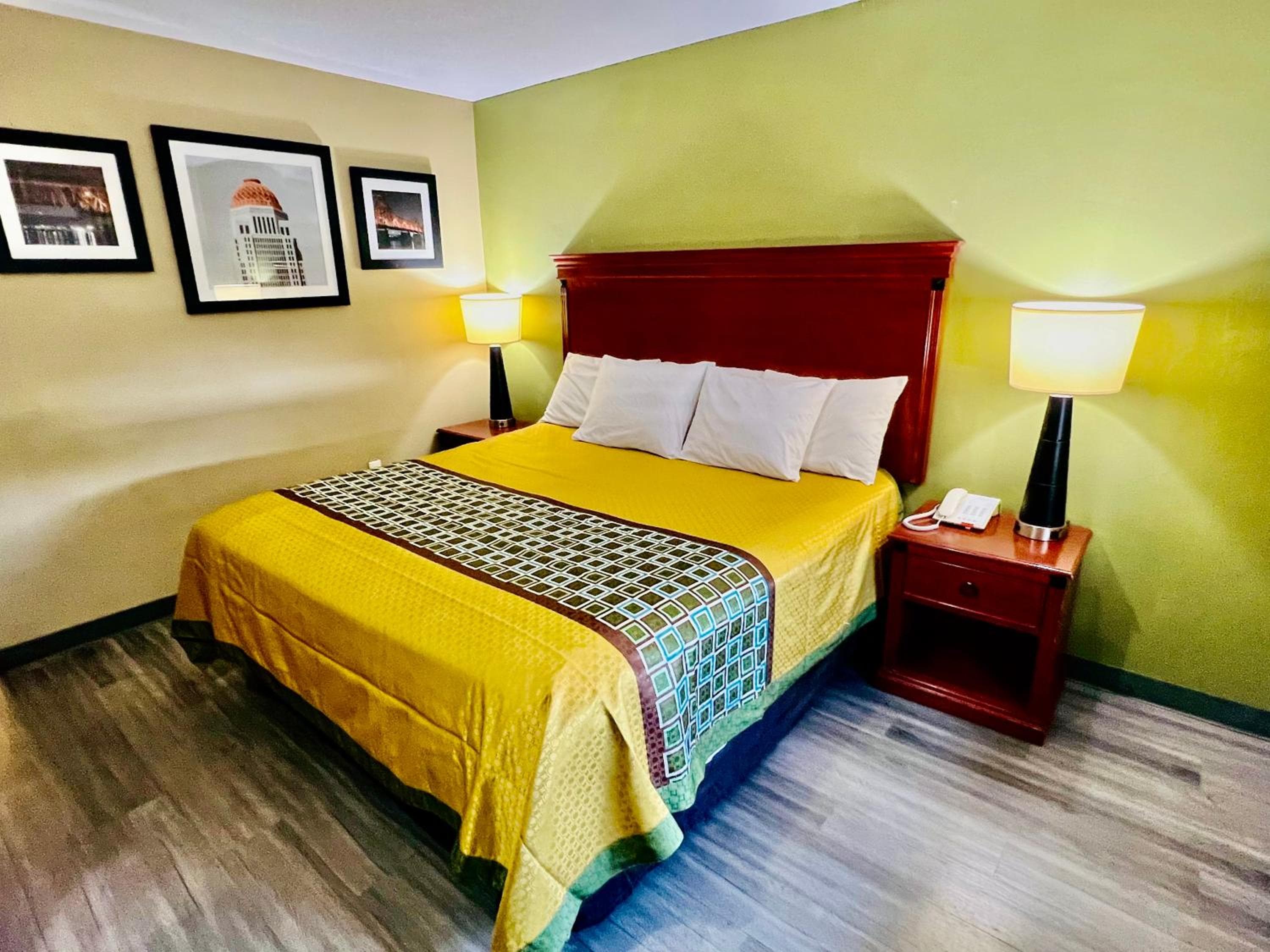 Deluxe Inn & Suites By OYO Miami OK — 6