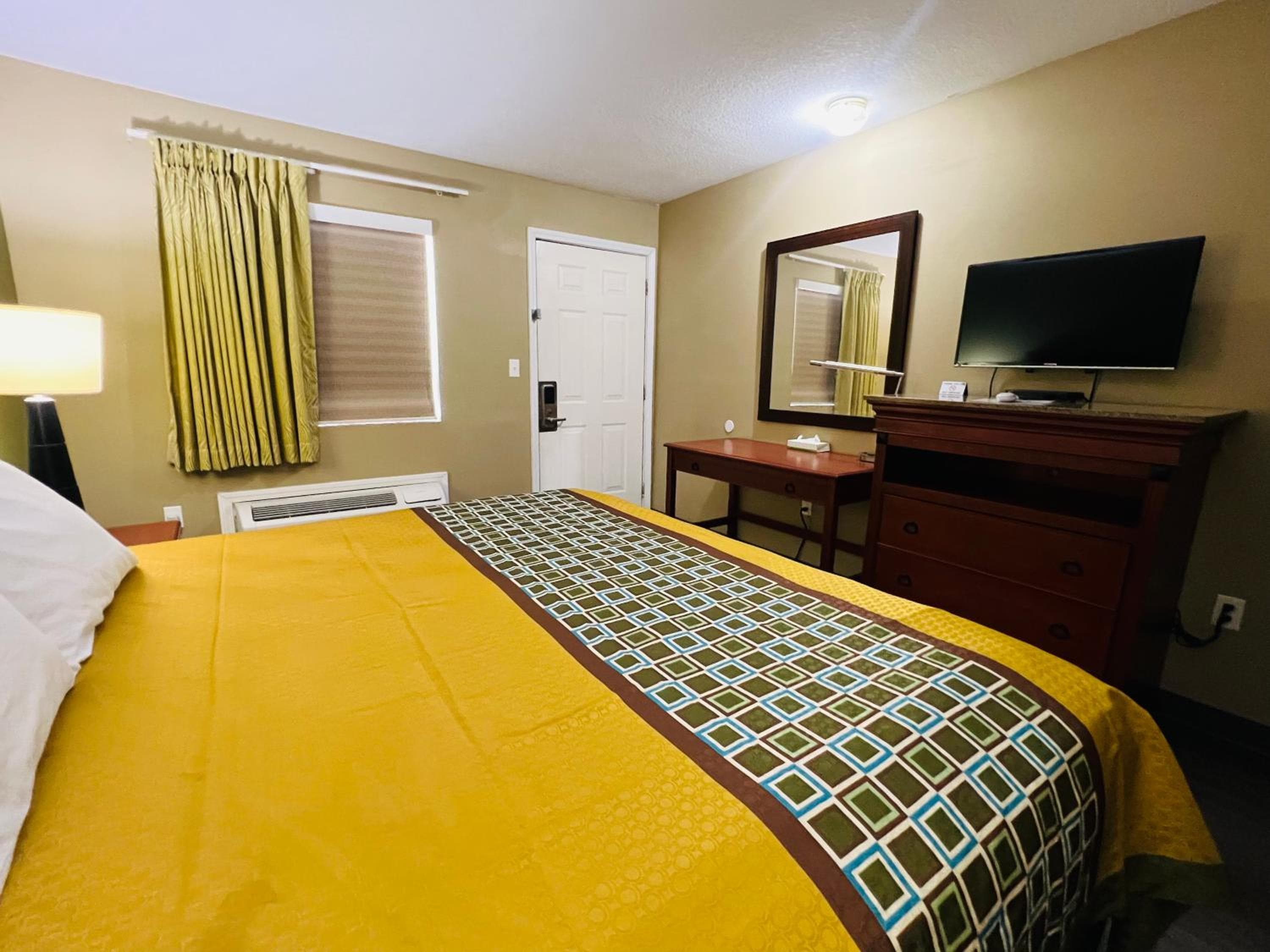 Deluxe Inn & Suites By OYO Miami OK — 20
