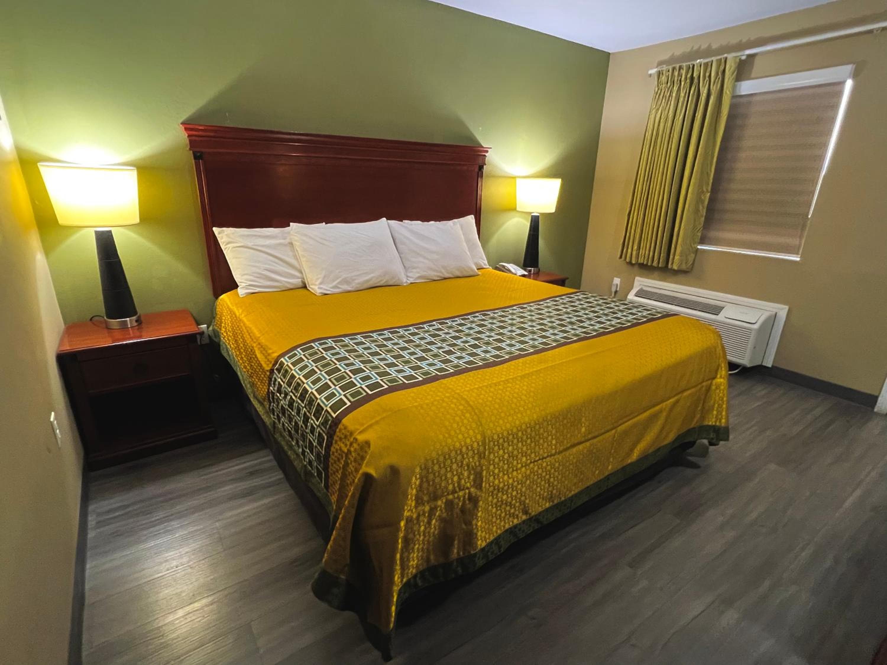 Deluxe Inn & Suites By OYO Miami OK — 8