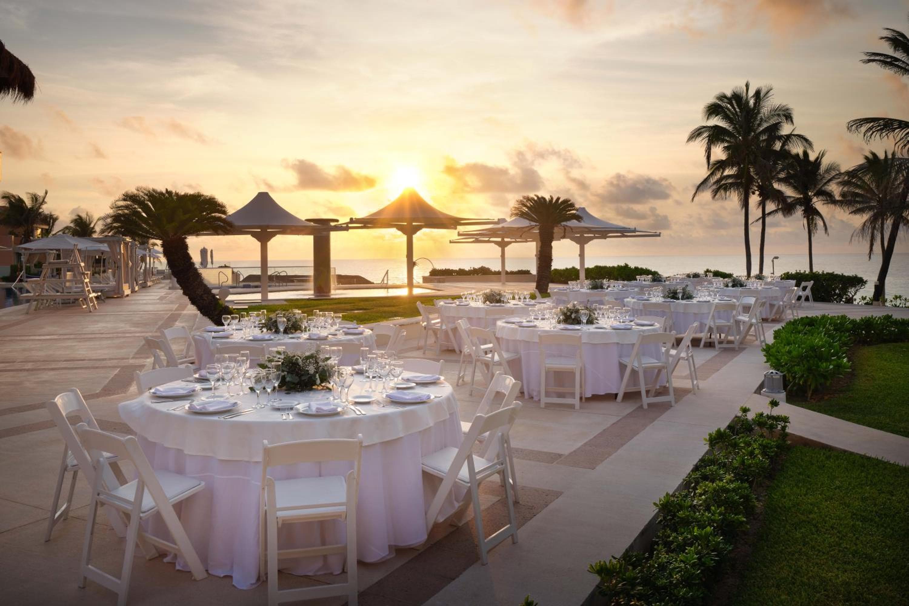 Wyndham Grand Cancun All Inclusive Resort & Villas — 26