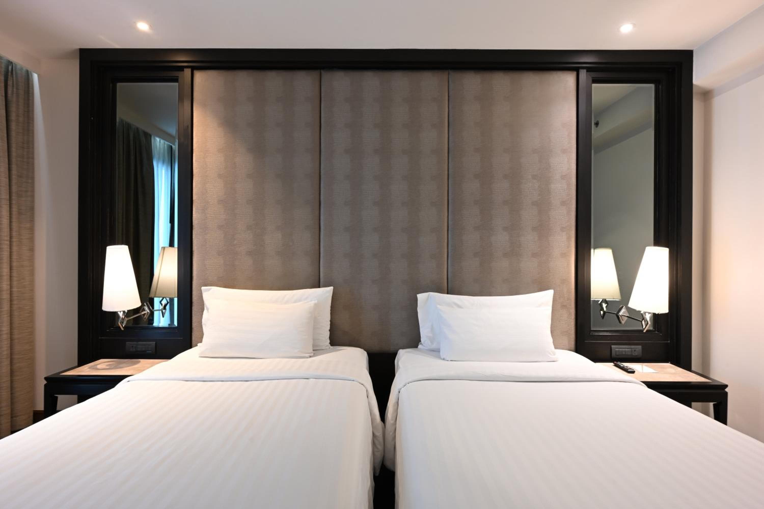 Mövenpick Hotel Sukhumvit 15 Bangkok — 22