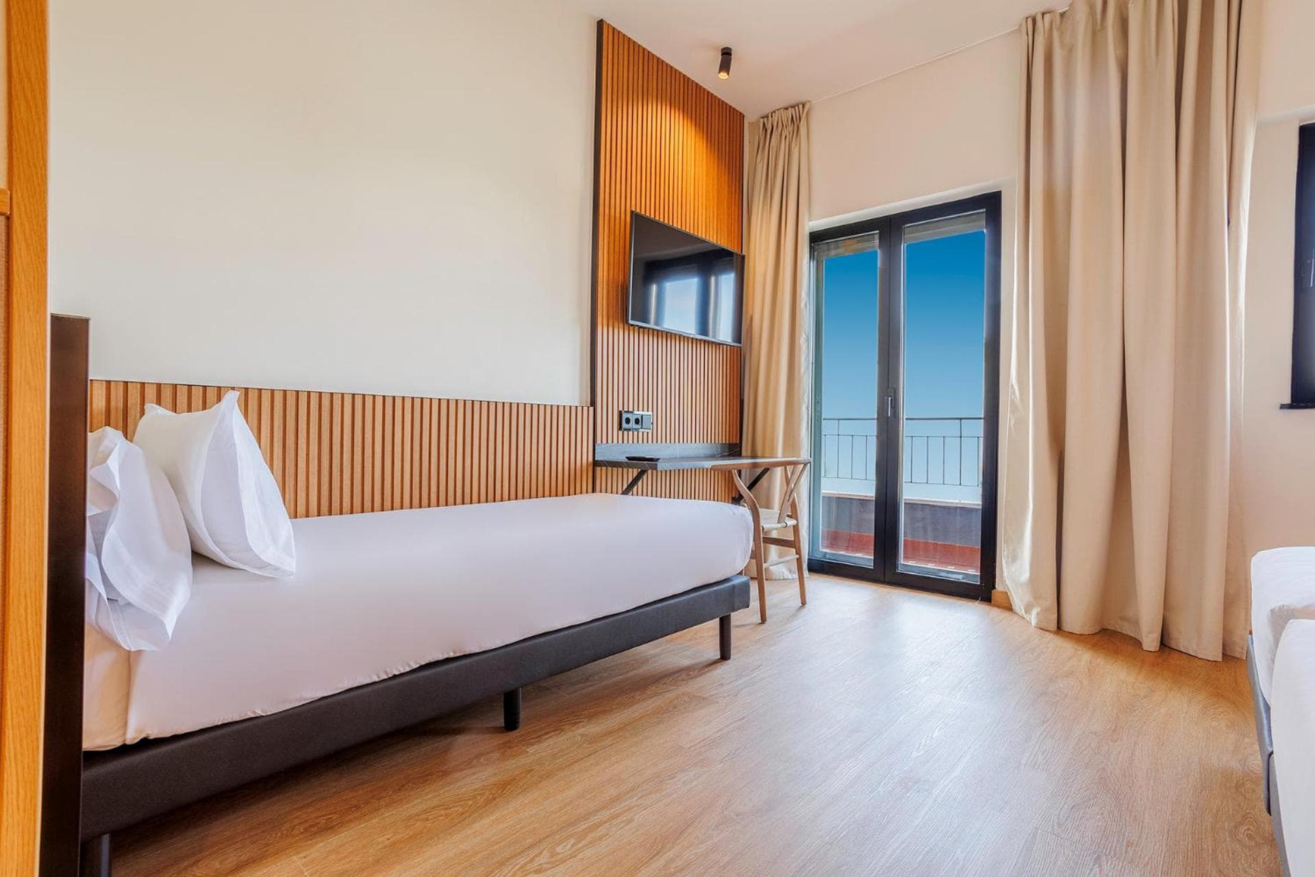 Hotel Acta Madfor — 15
