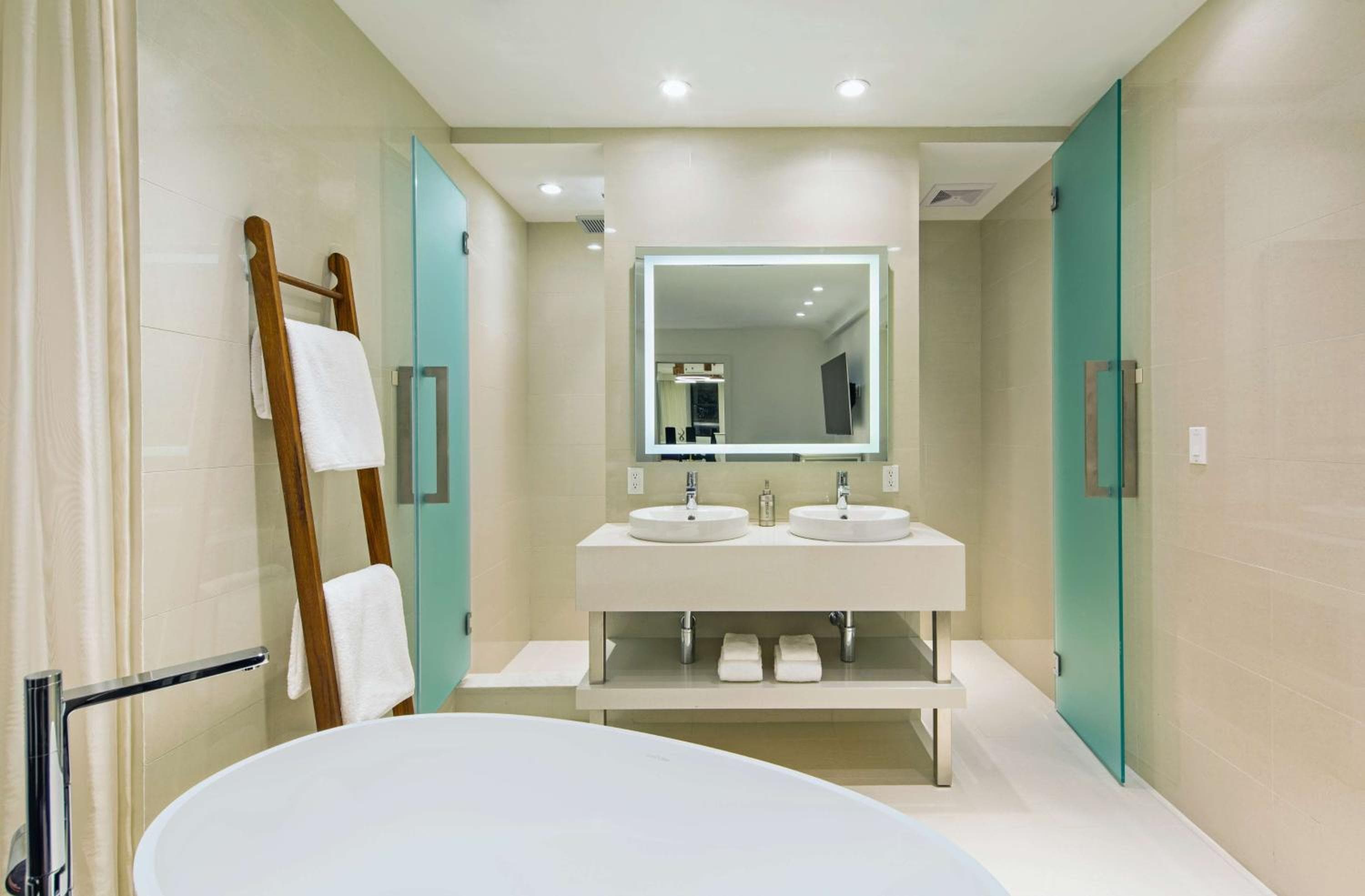 Dream Midtown, by Hyatt — 7