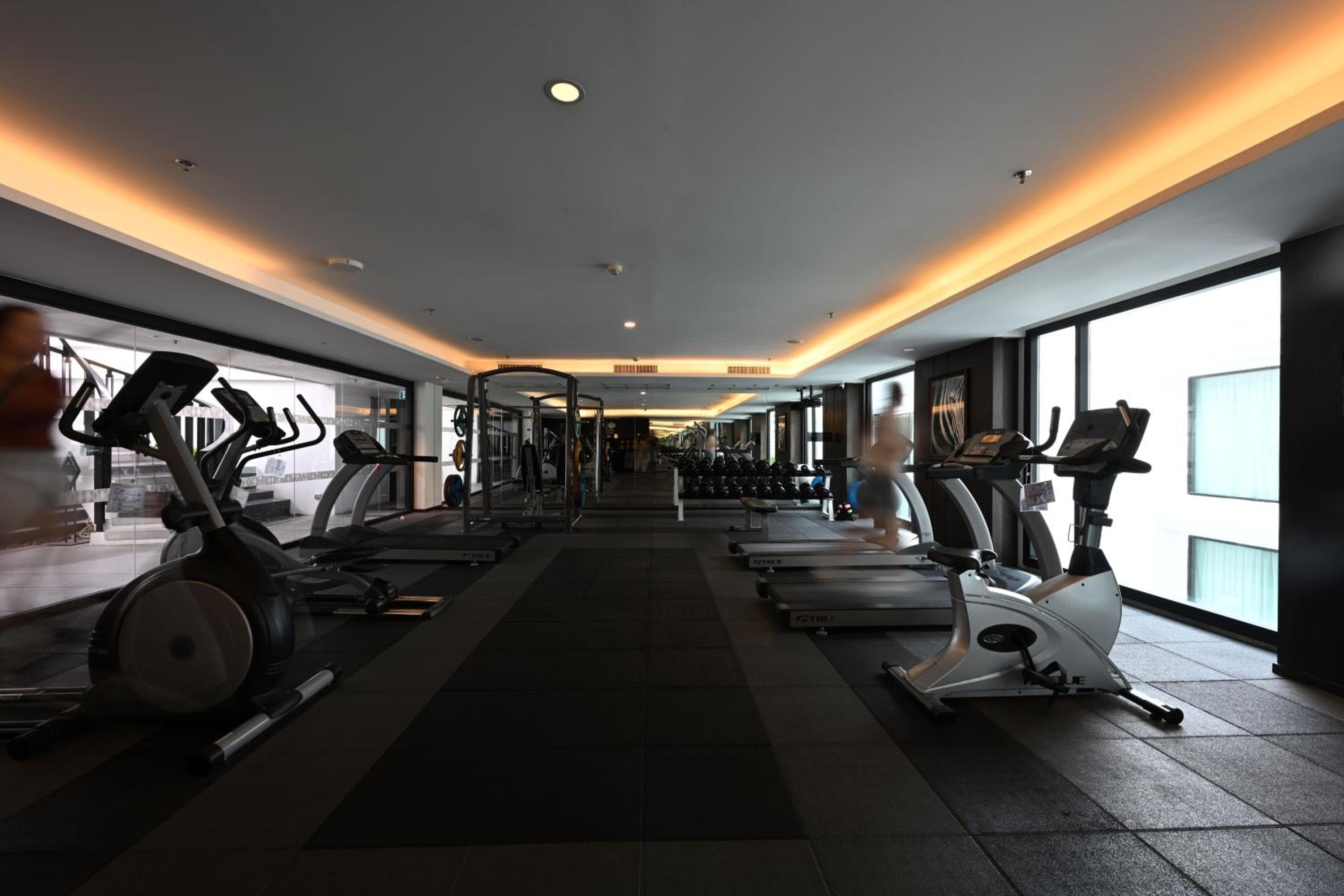 Mövenpick Hotel Sukhumvit 15 Bangkok — 17
