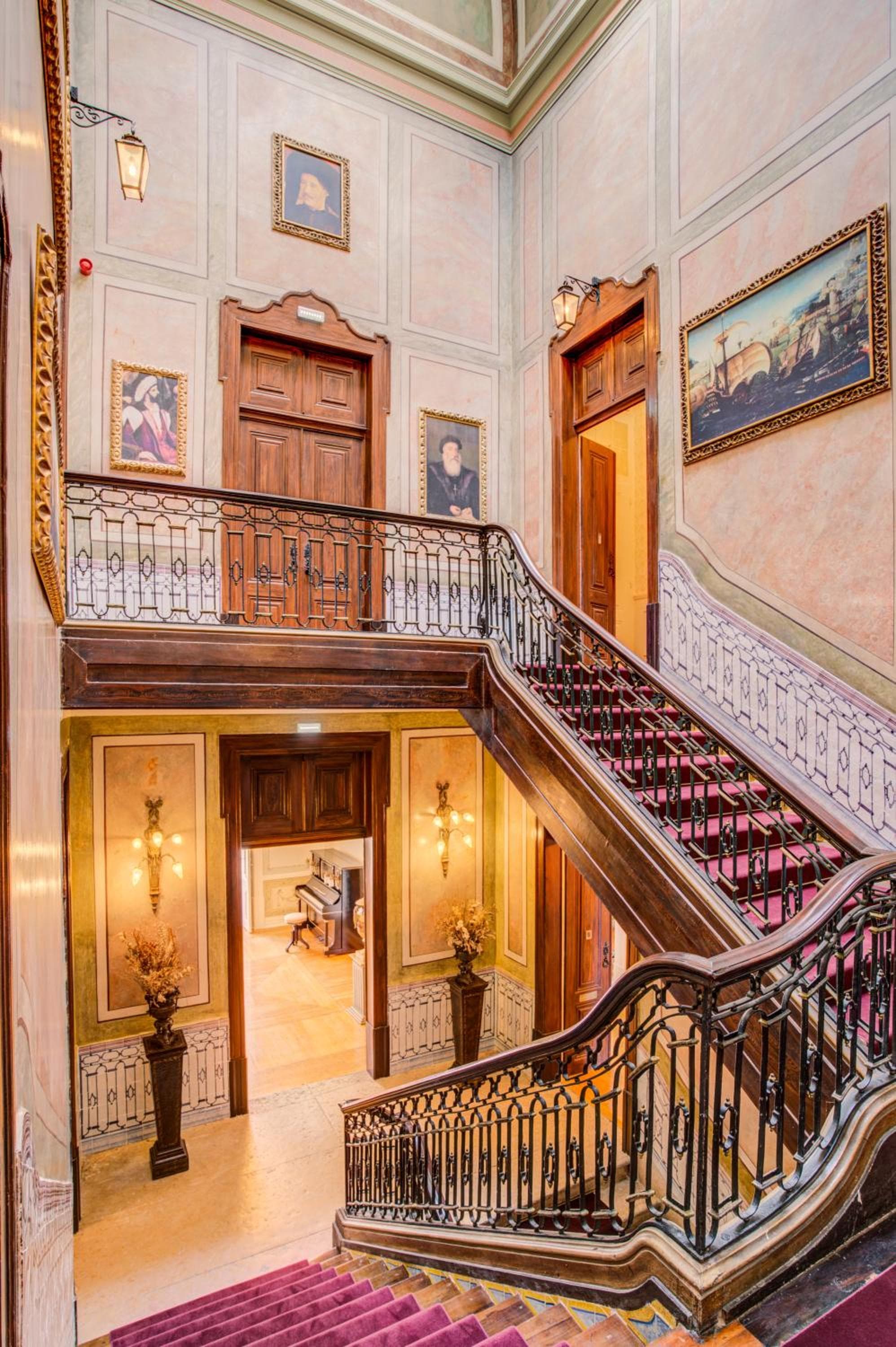 Palacio de las Especias — 29